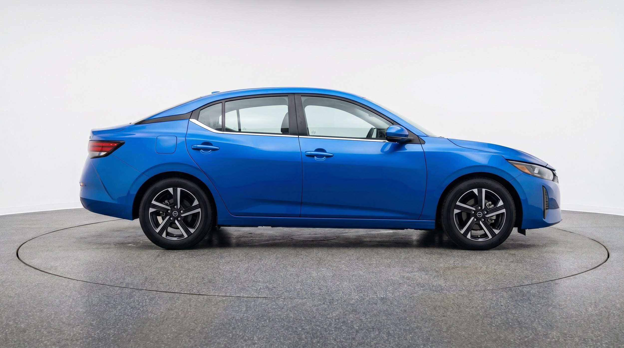 Thumbnail: 2025 Nissan Sentra - 11