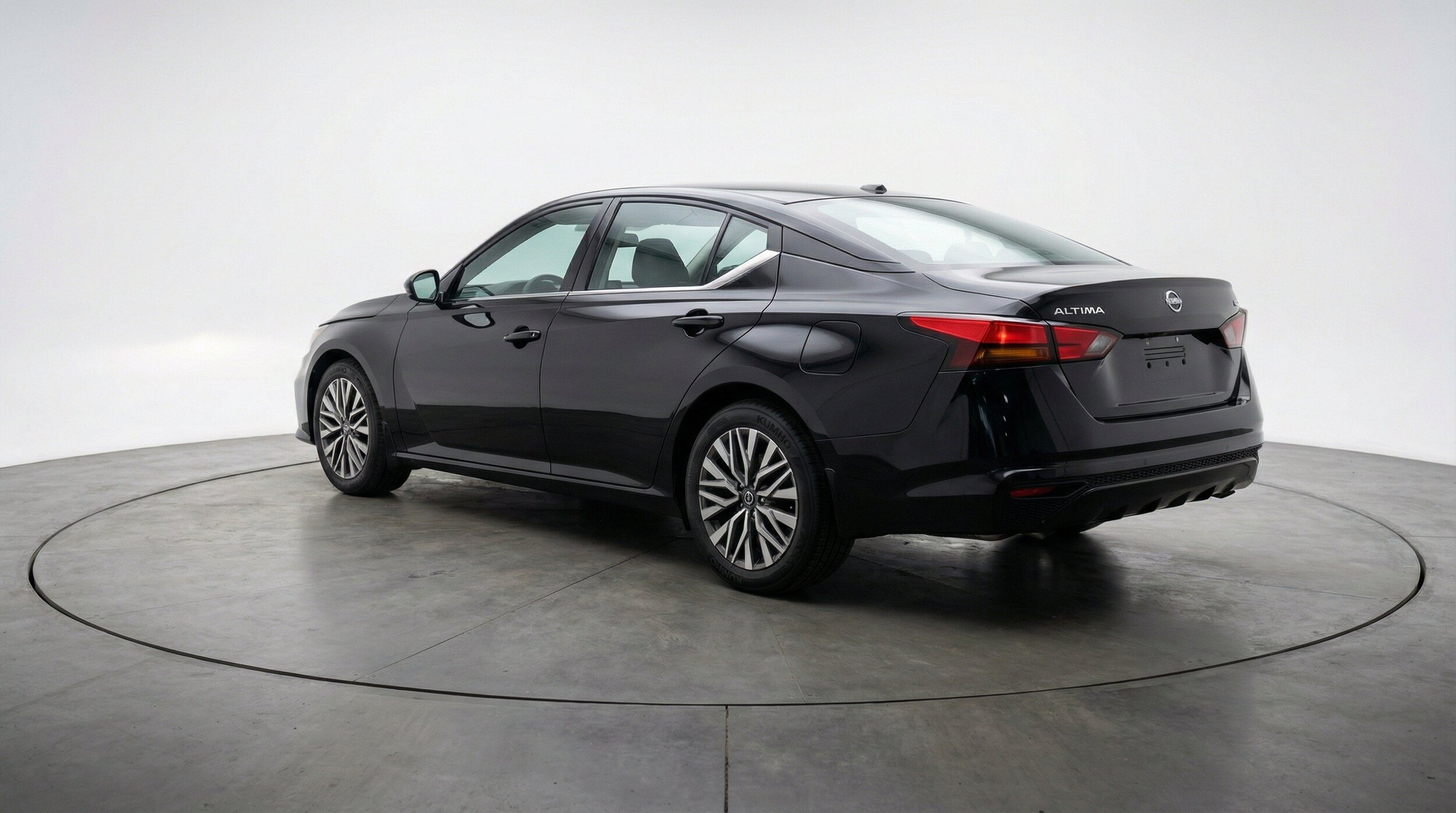 Thumbnail: 2025 Nissan Altima - 6