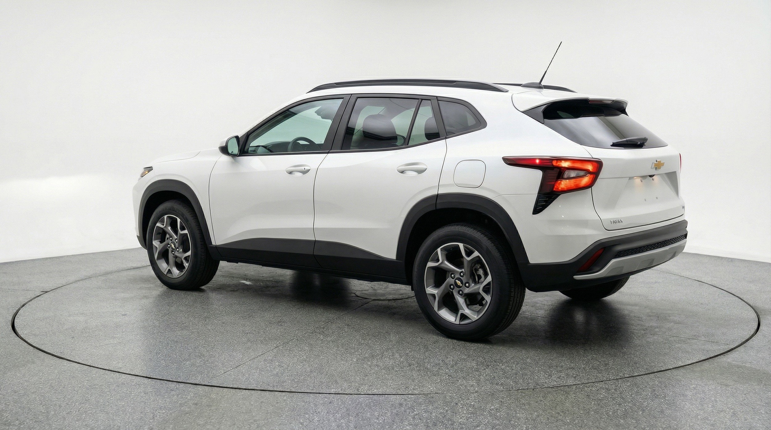 Thumbnail: 2025 Chevrolet Trax - 6