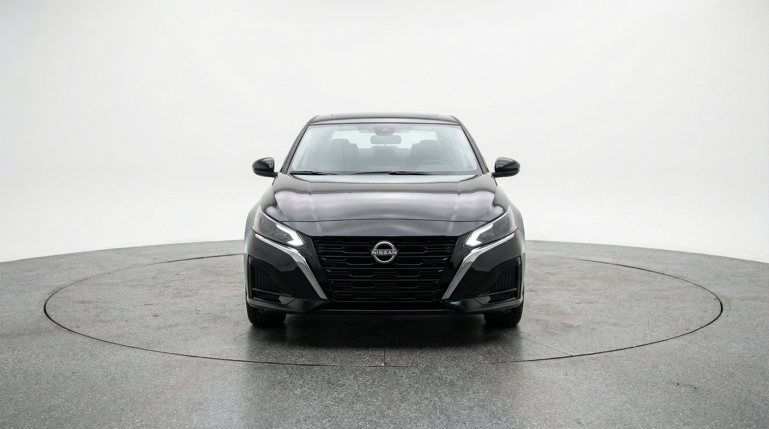 Thumbnail: 2025 Nissan Altima - 2
