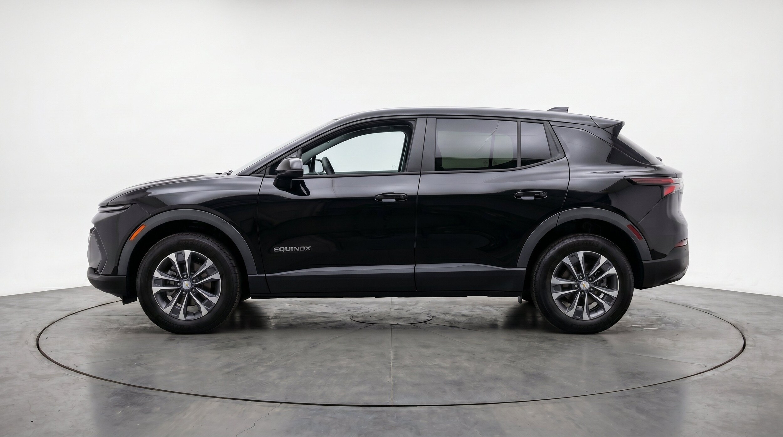 Thumbnail: 2025 Chevrolet Equinox - 5