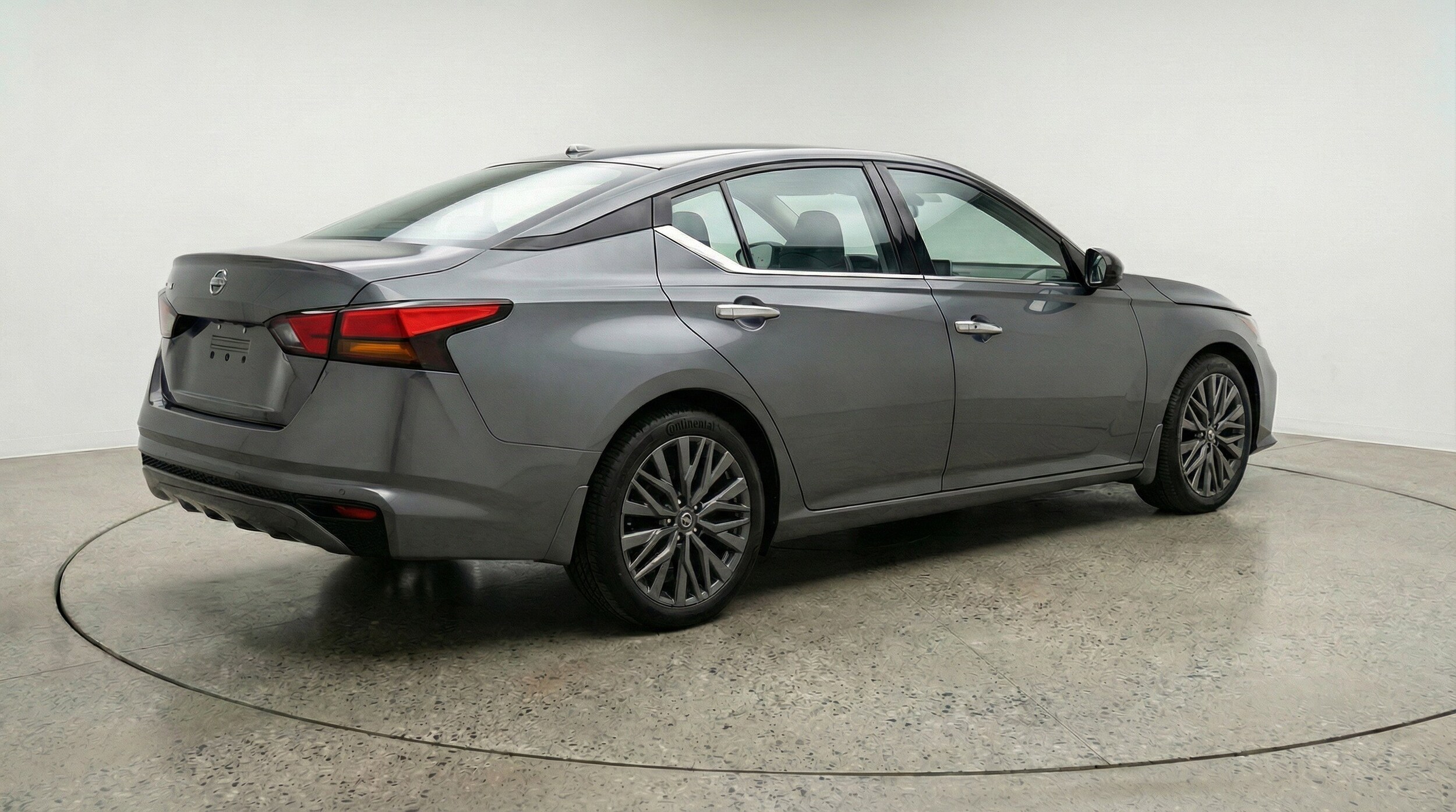 Thumbnail: 2025 Nissan Altima - 9