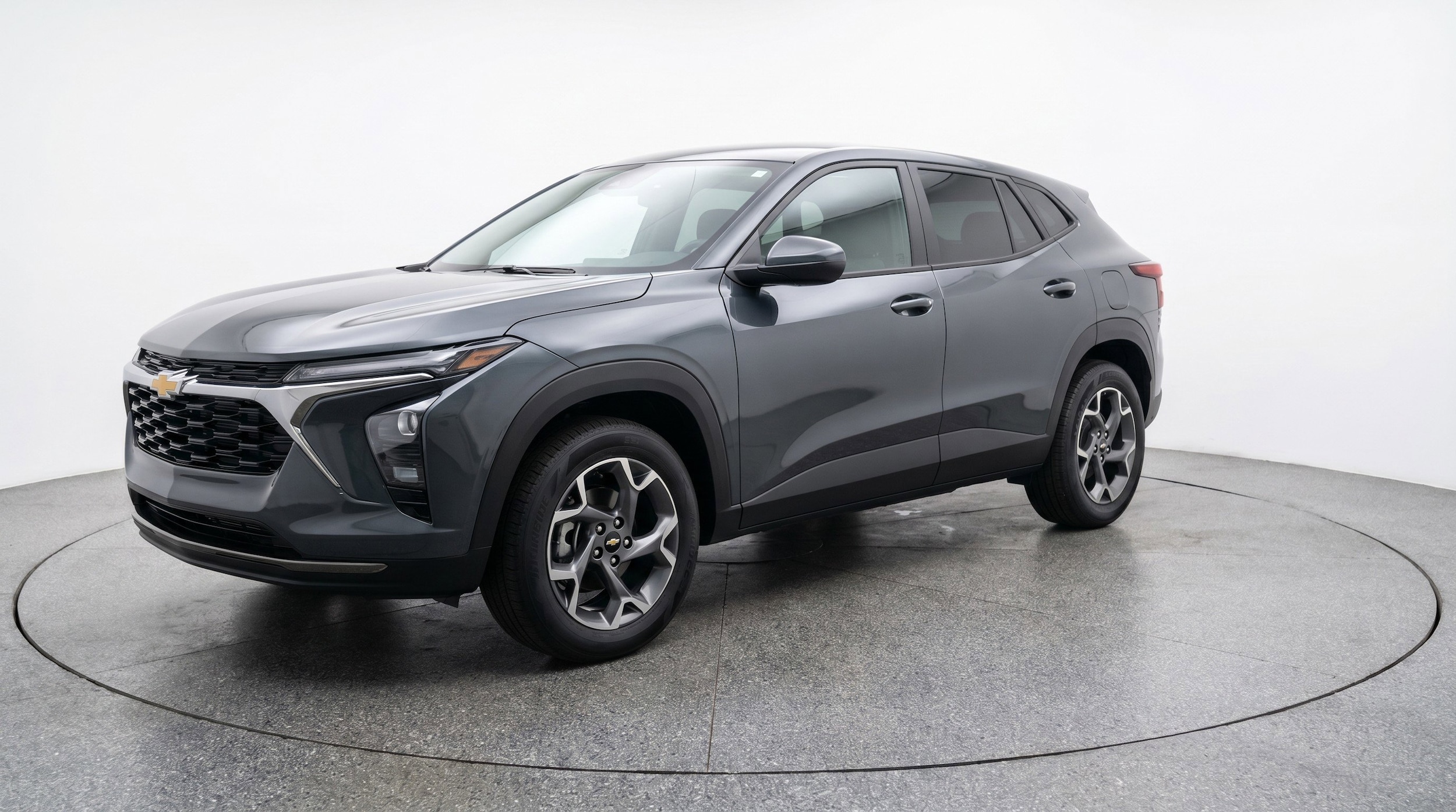 Thumbnail: 2025 Chevrolet Trax - 3