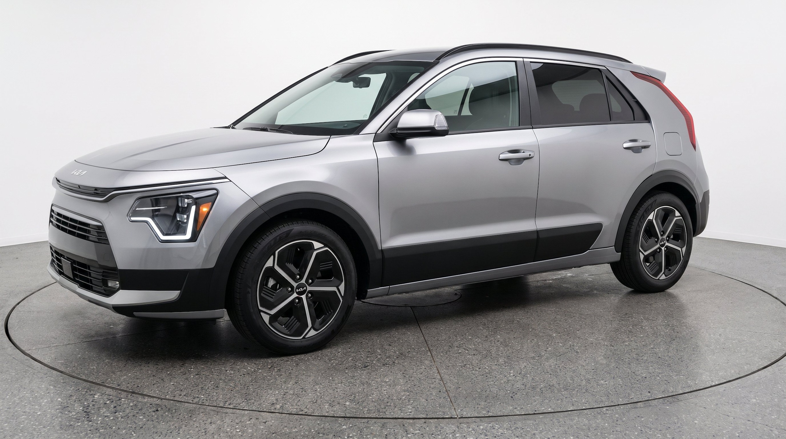 Thumbnail: 2026 Kia Niro - 3