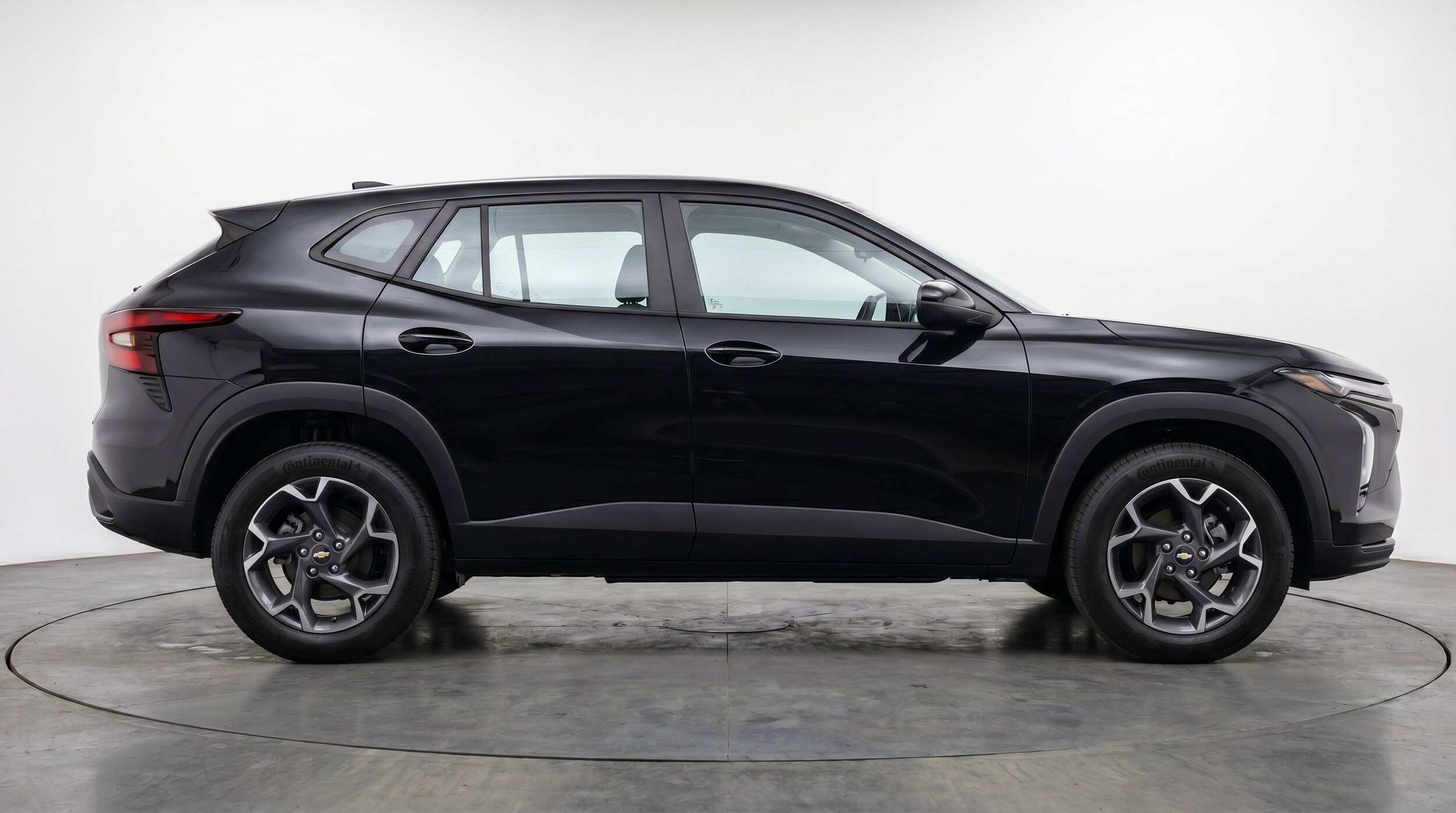 Thumbnail: 2025 Chevrolet Trax - 11