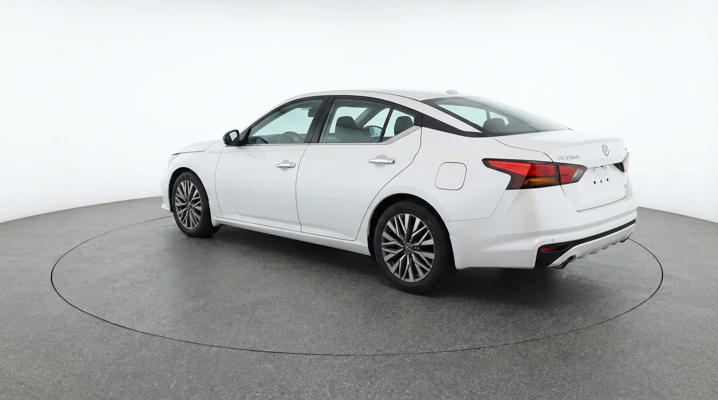 Thumbnail: 2025 Nissan Altima - 6