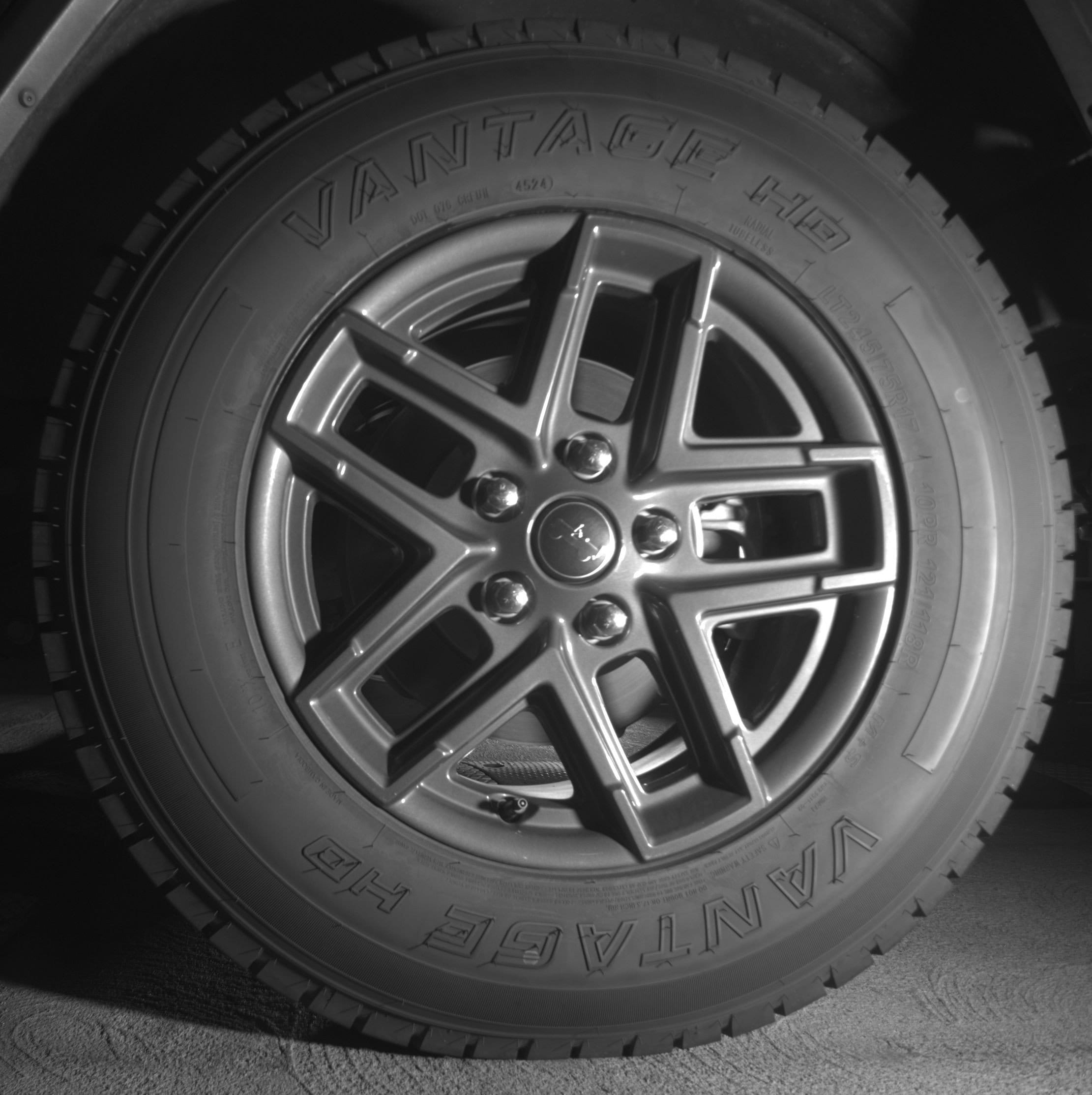 Thumbnail: 2025 Jeep Wrangler - 14
