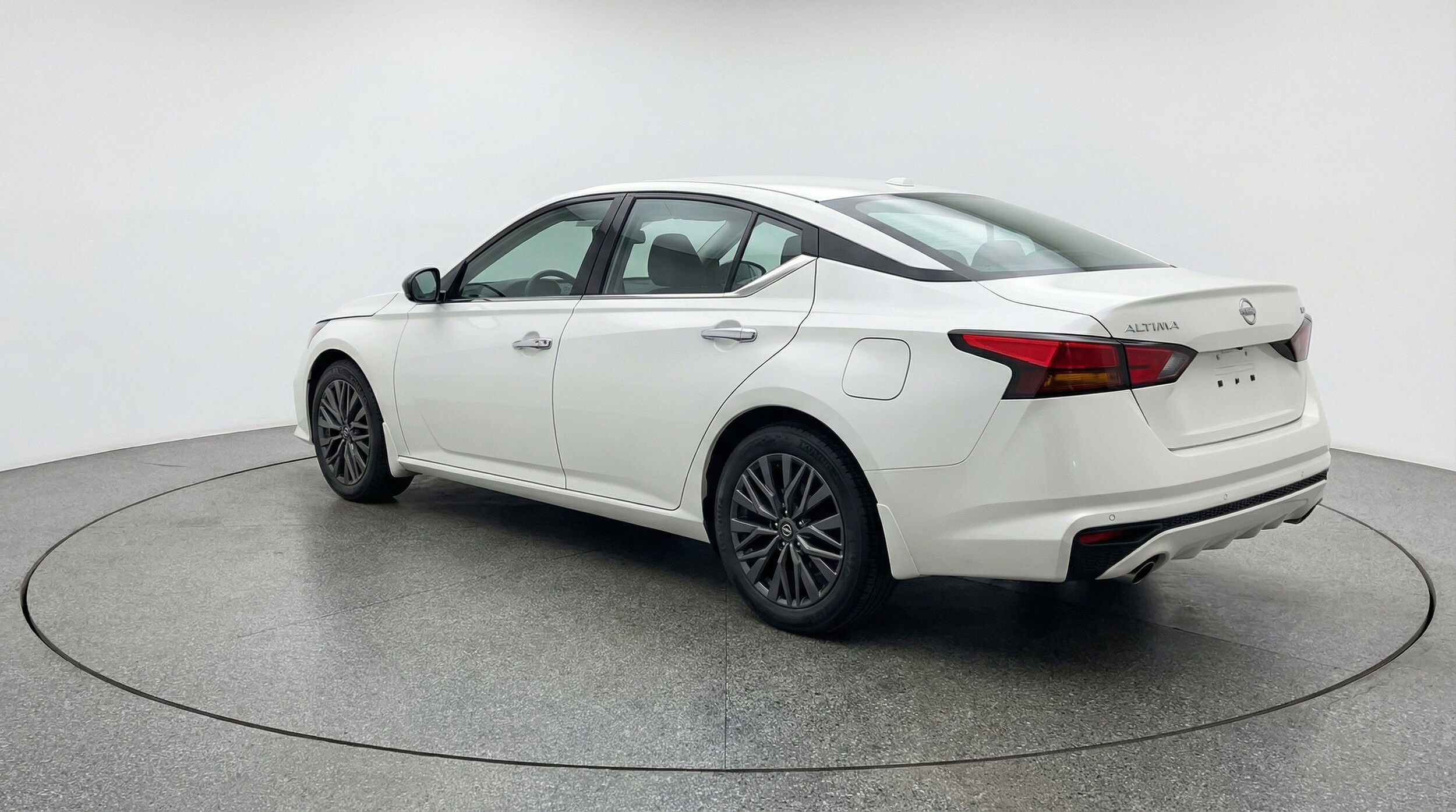 Thumbnail: 2025 Nissan Altima - 6