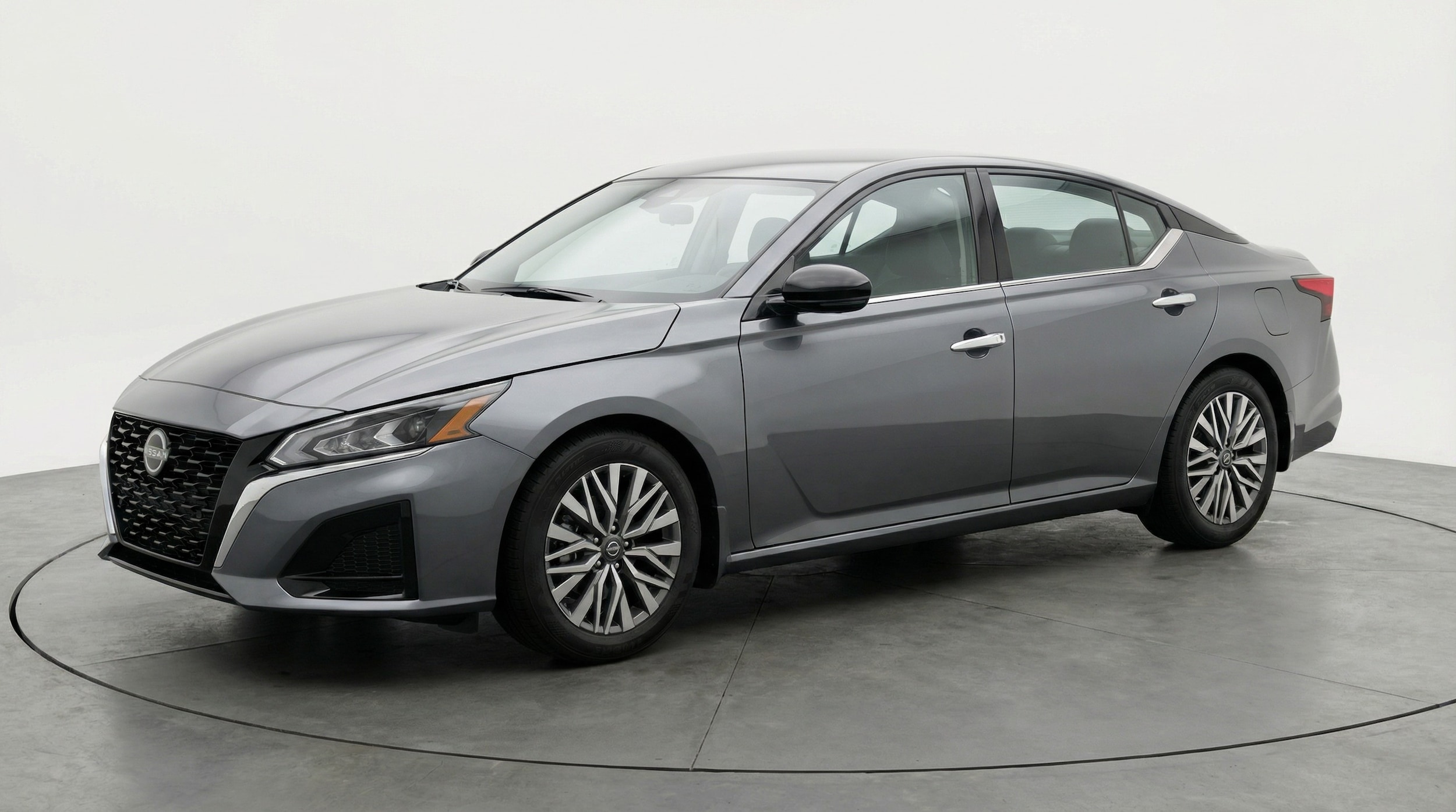 Thumbnail: 2025 Nissan Altima - 3