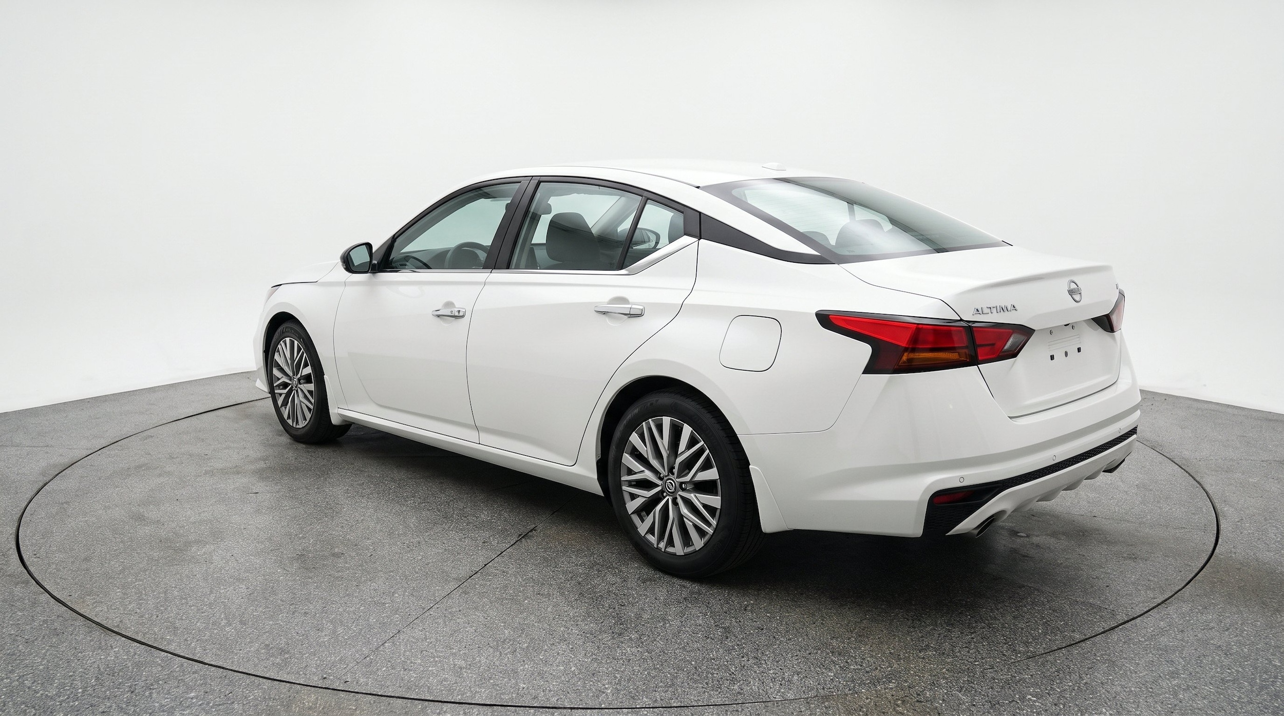 Thumbnail: 2025 Nissan Altima - 6