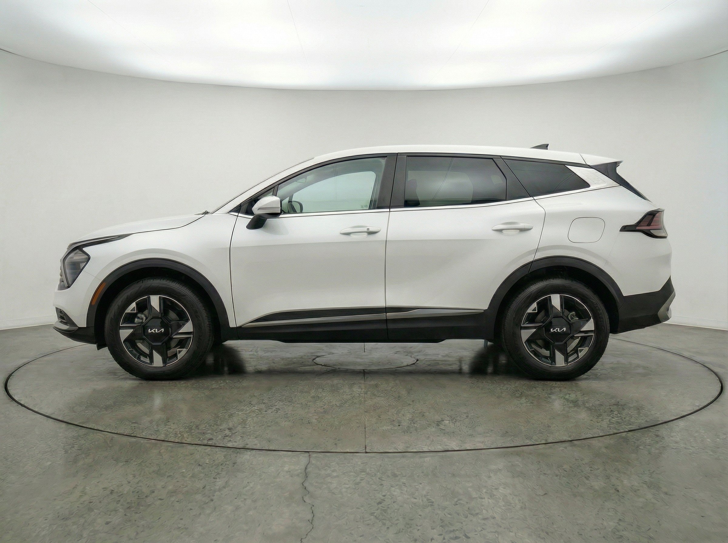 Thumbnail: 2026 Kia Sportage - 5