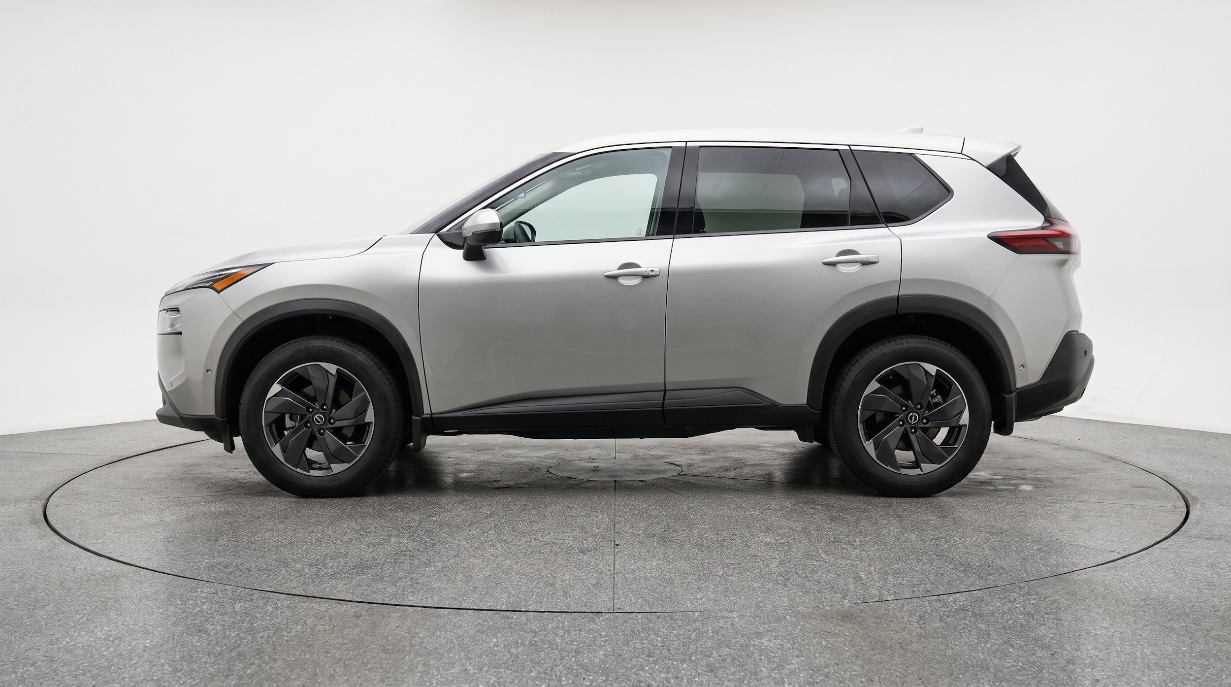 Thumbnail: 2025 Nissan Rogue - 5