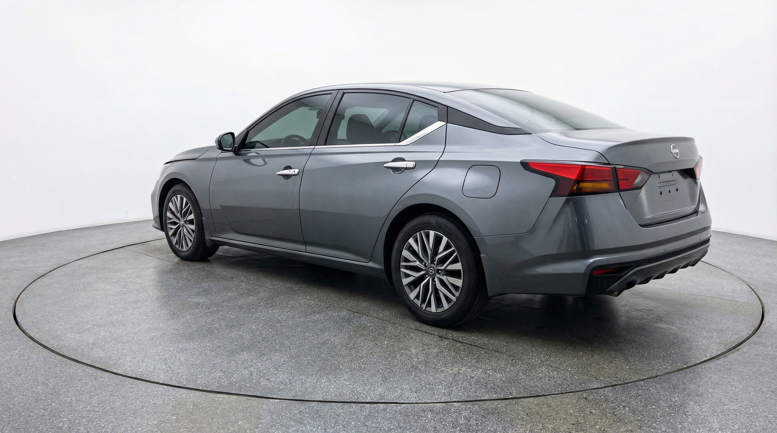 Thumbnail: 2025 Nissan Altima - 6