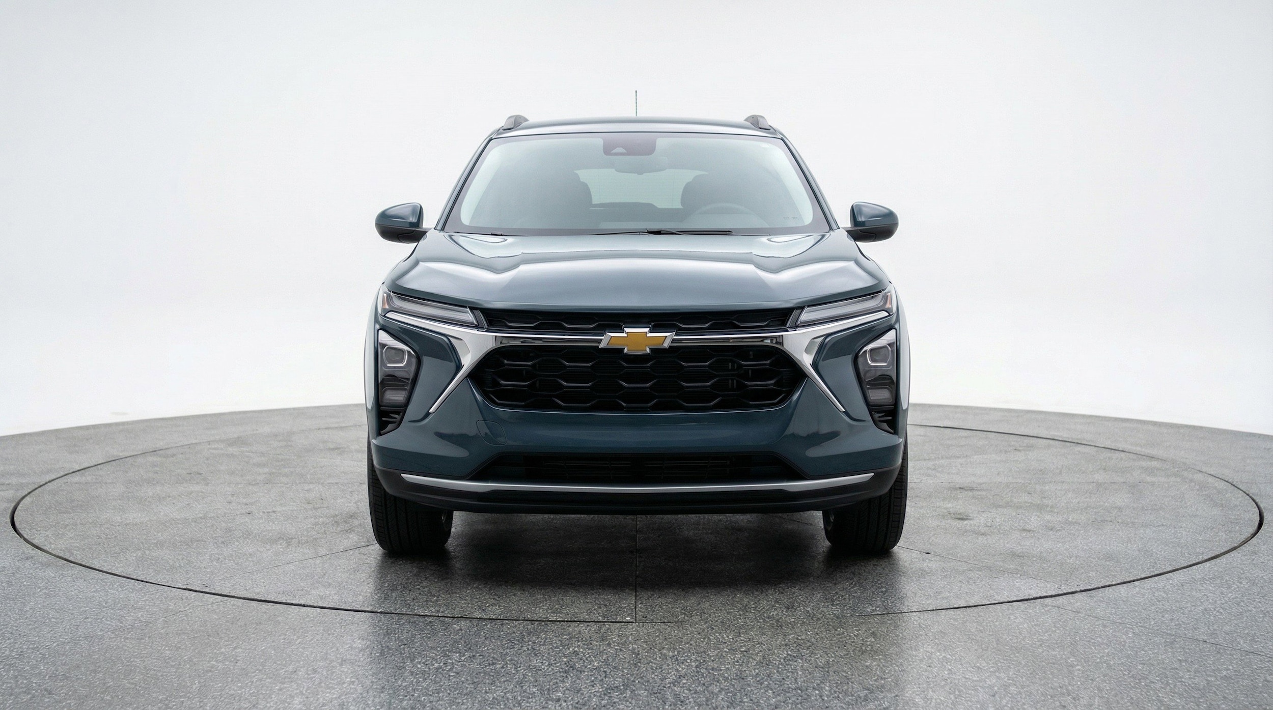 Thumbnail: 2025 Chevrolet Trax - 2