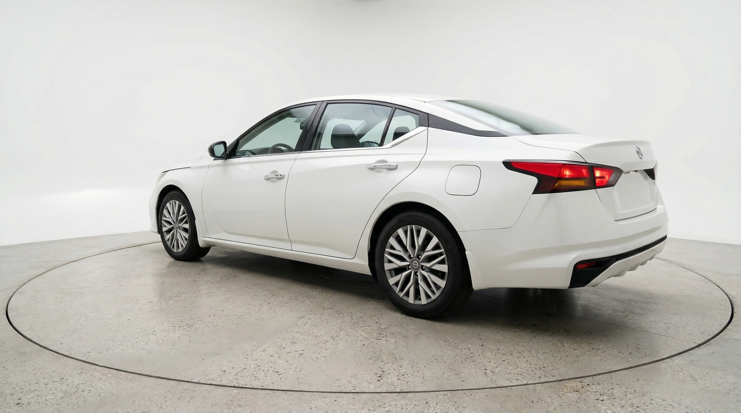 Thumbnail: 2025 Nissan Altima - 6