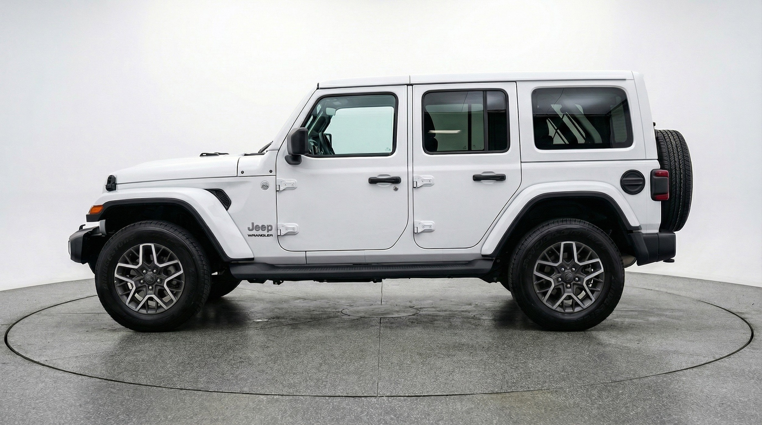 Thumbnail: 2025 Jeep Wrangler - 5