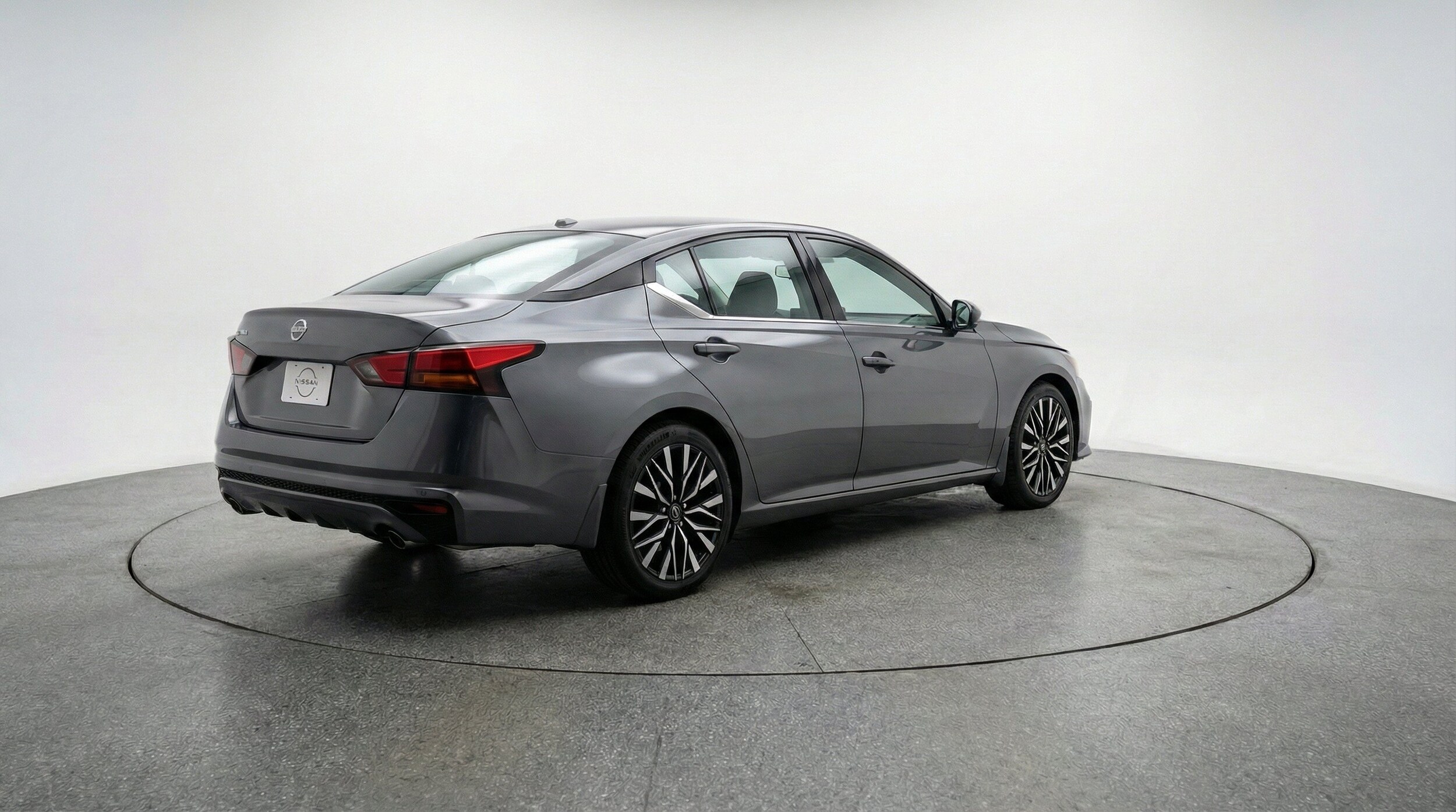 Thumbnail: 2025 Nissan Altima - 9