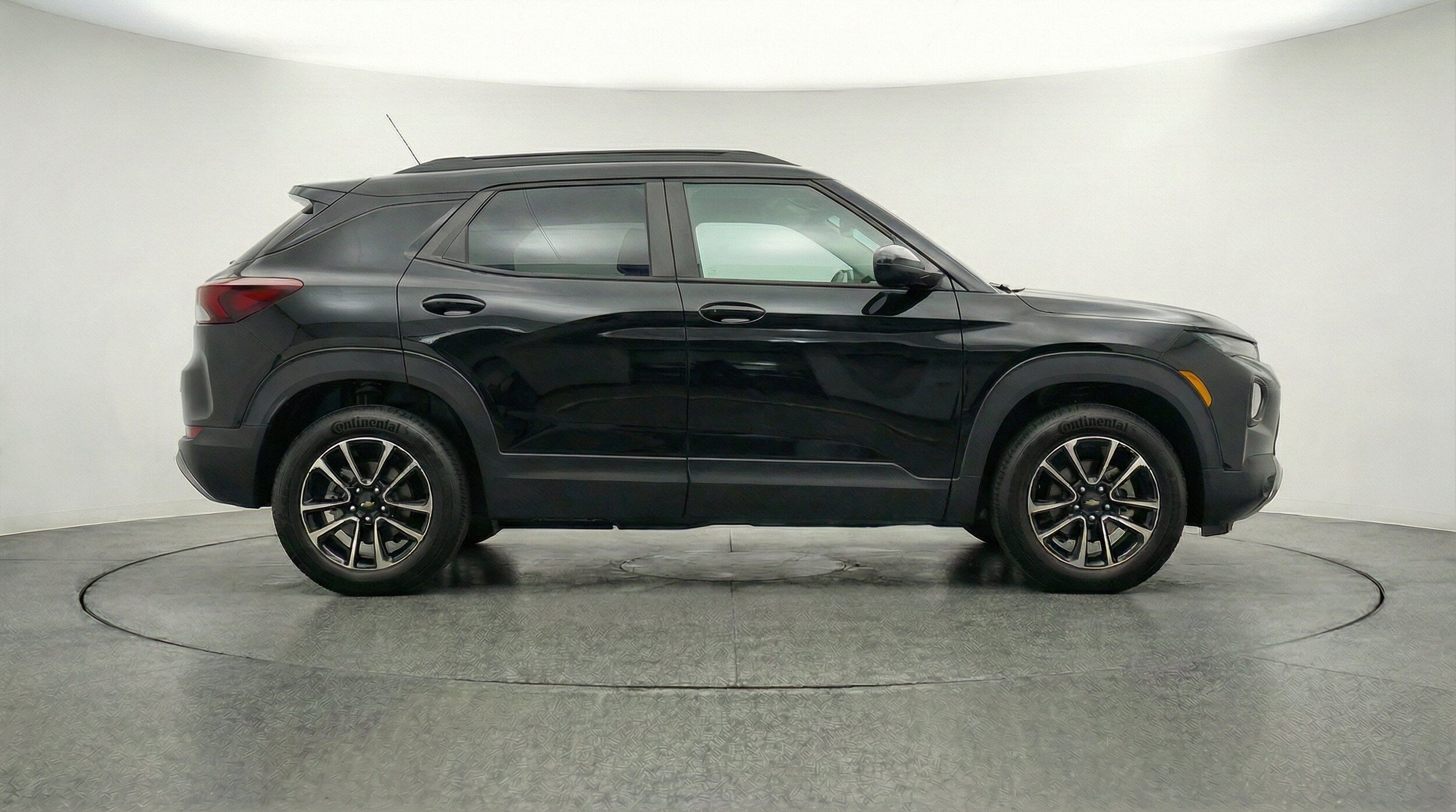 Thumbnail: 2025 Chevrolet TrailBlazer - 11