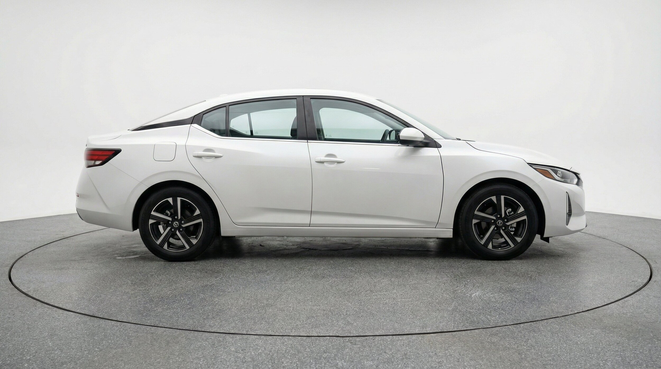 Thumbnail: 2025 Nissan Sentra - 11