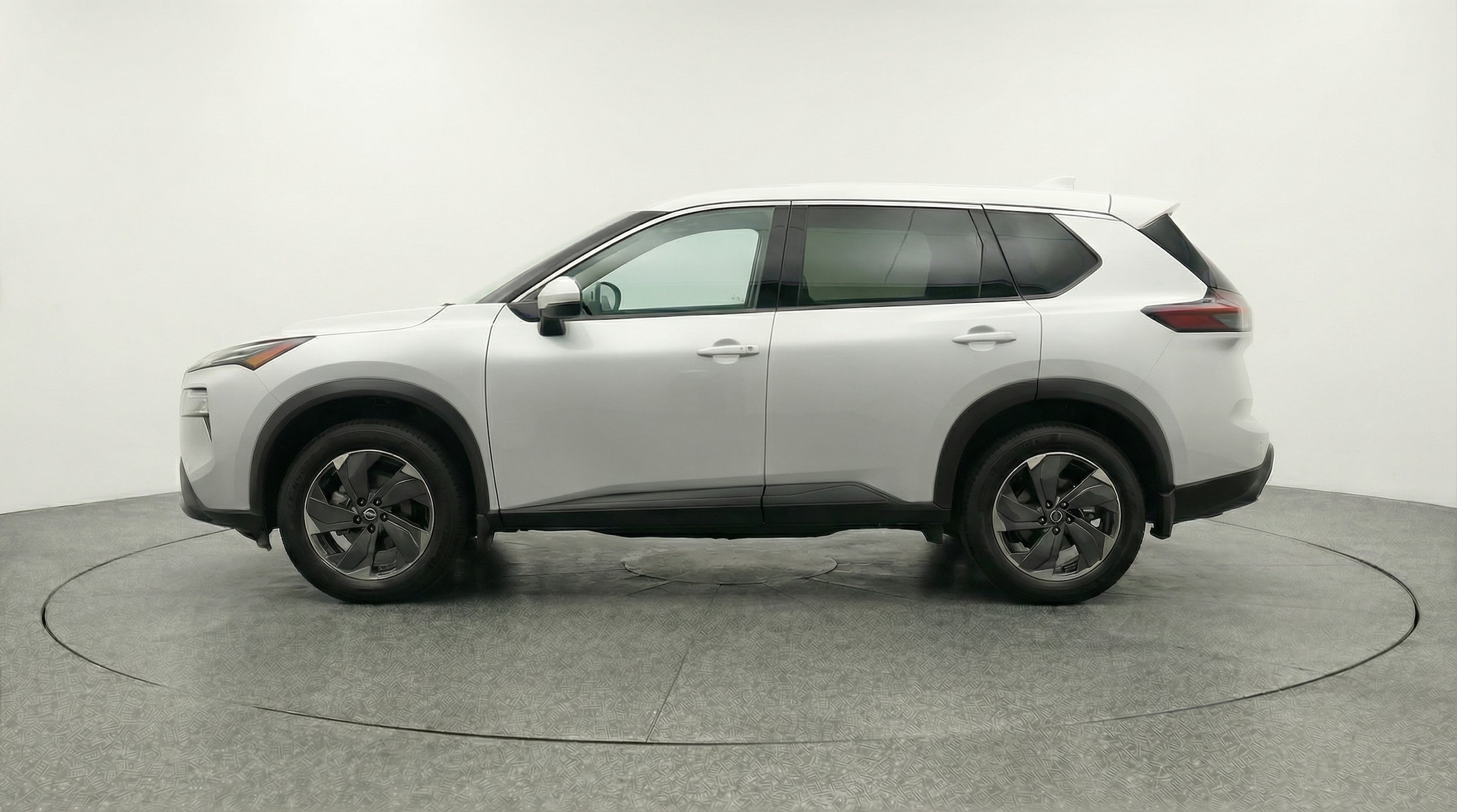 Thumbnail: 2025 Nissan Rogue - 4