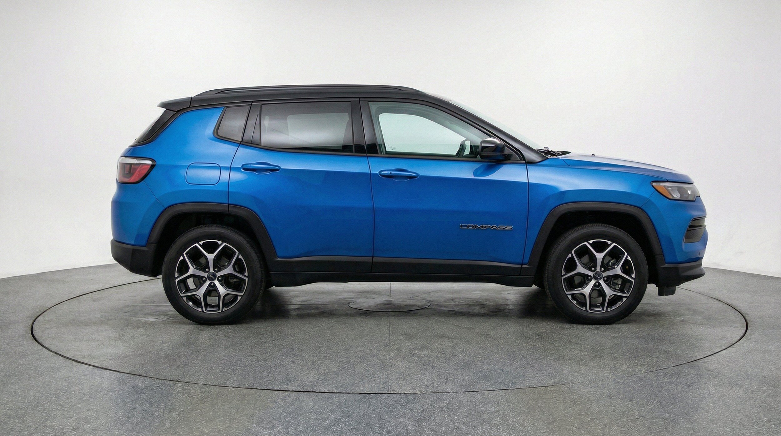 Thumbnail: 2025 Jeep Compass - 11