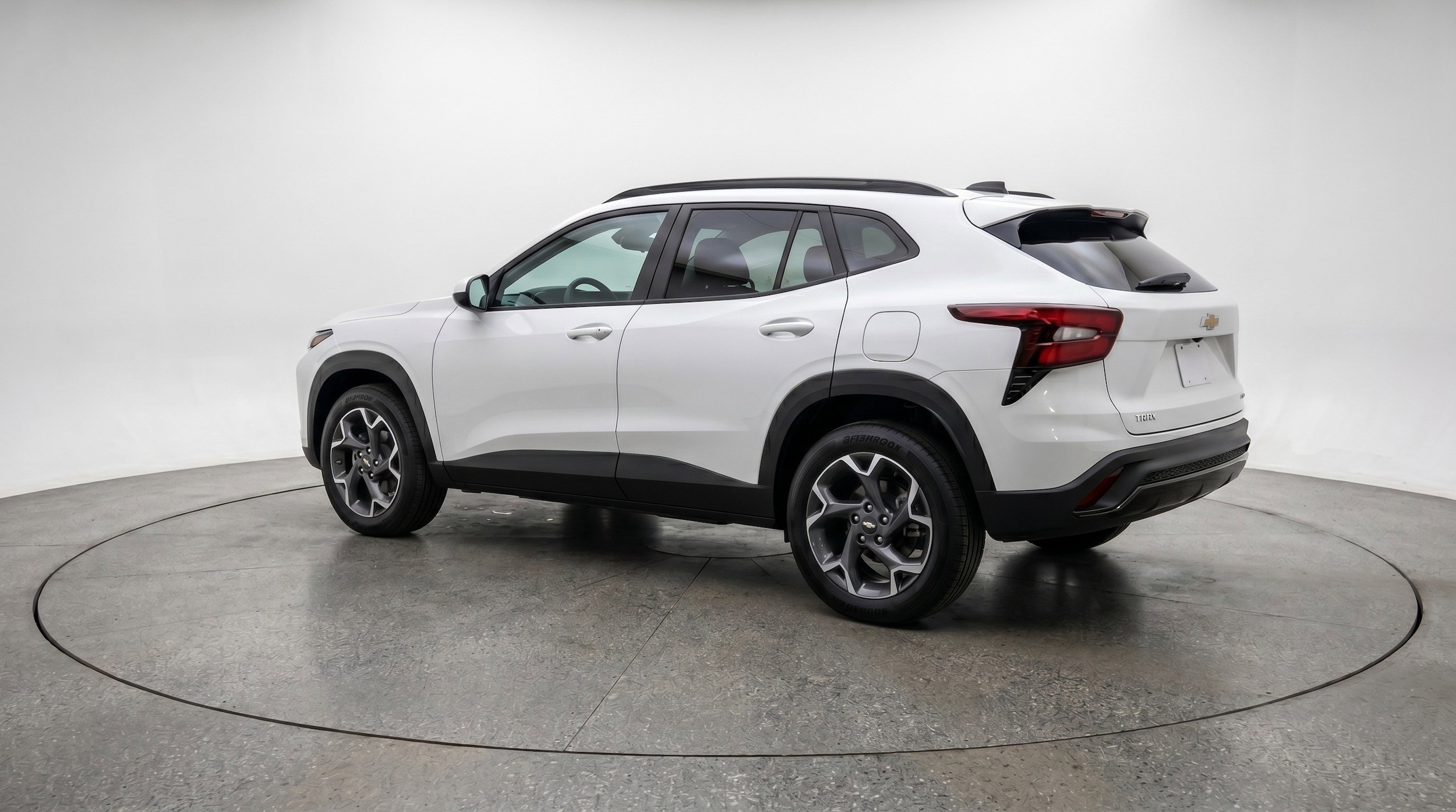 Thumbnail: 2025 Chevrolet Trax - 6