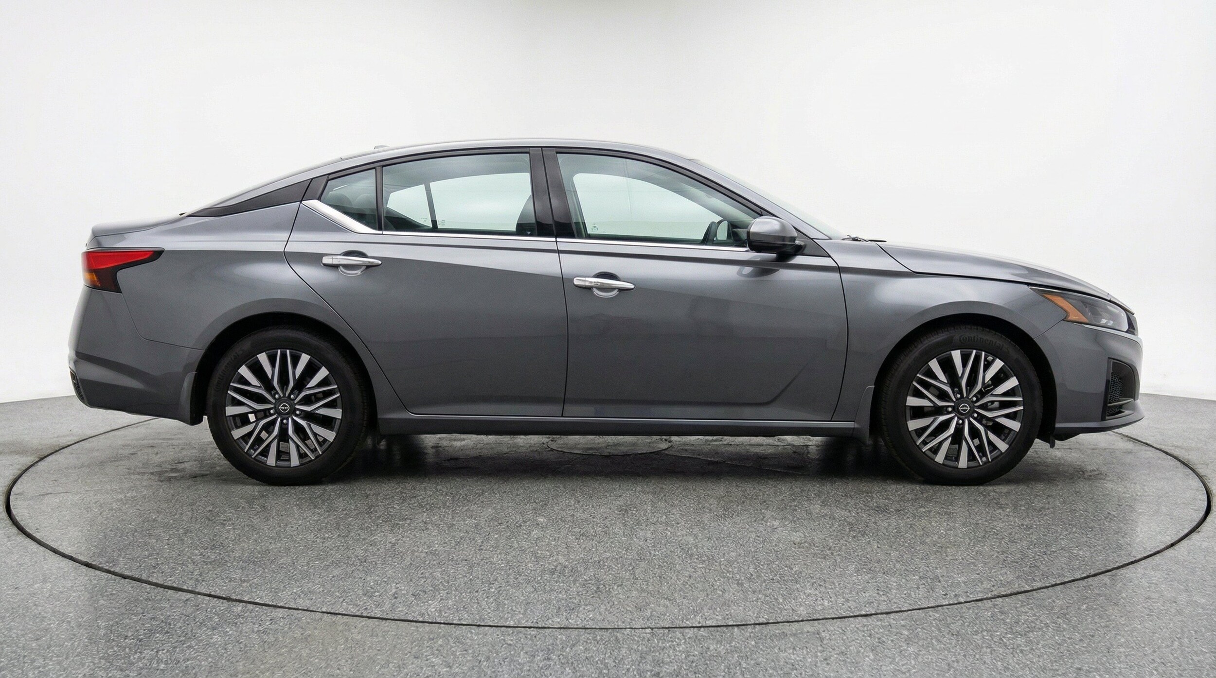 Thumbnail: 2025 Nissan Altima - 11