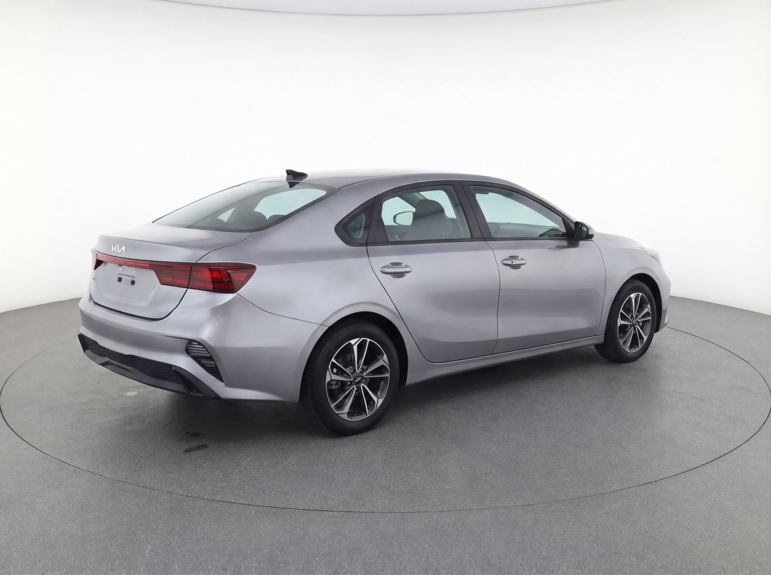 Thumbnail: 2023 Kia Forte - 9