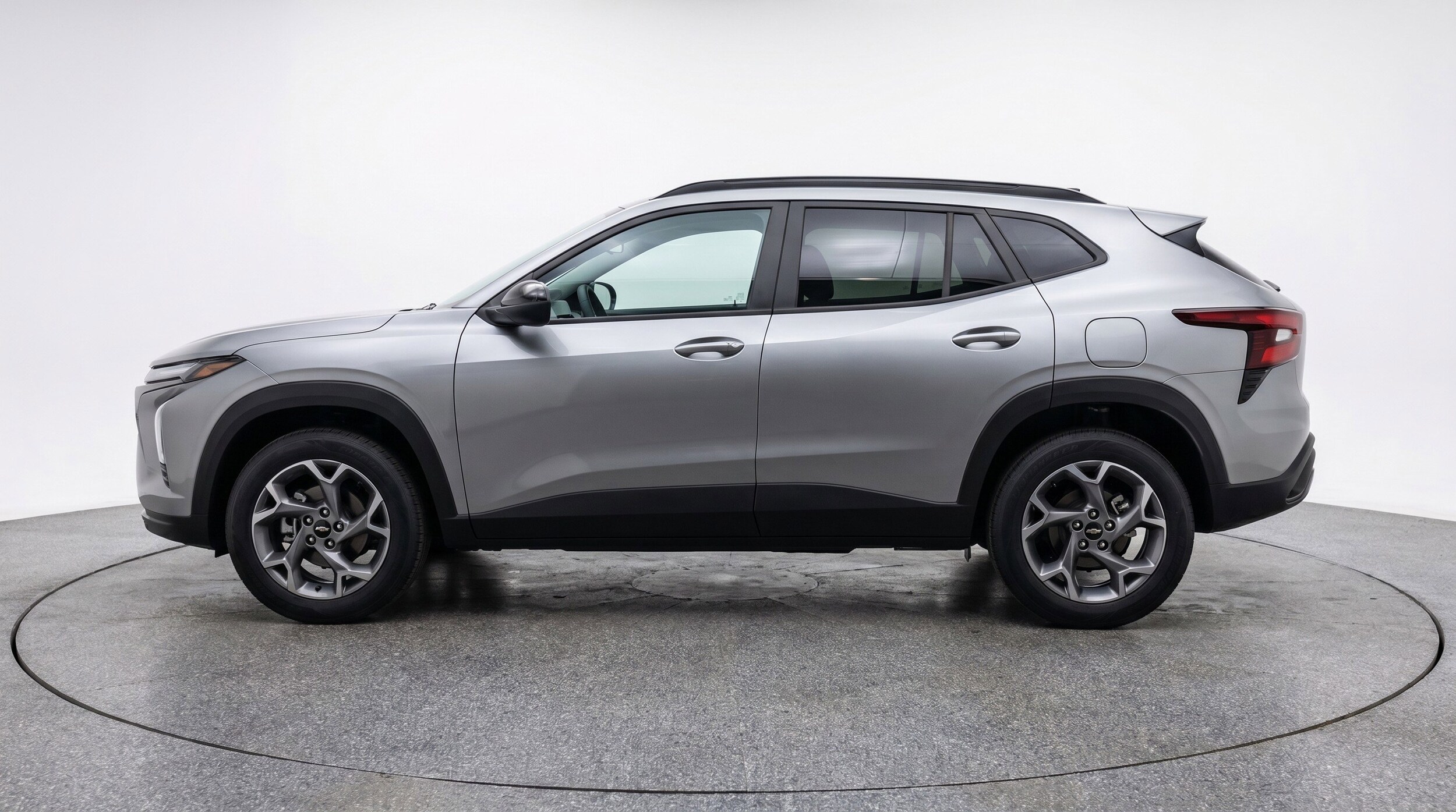 Thumbnail: 2025 Chevrolet Trax - 5