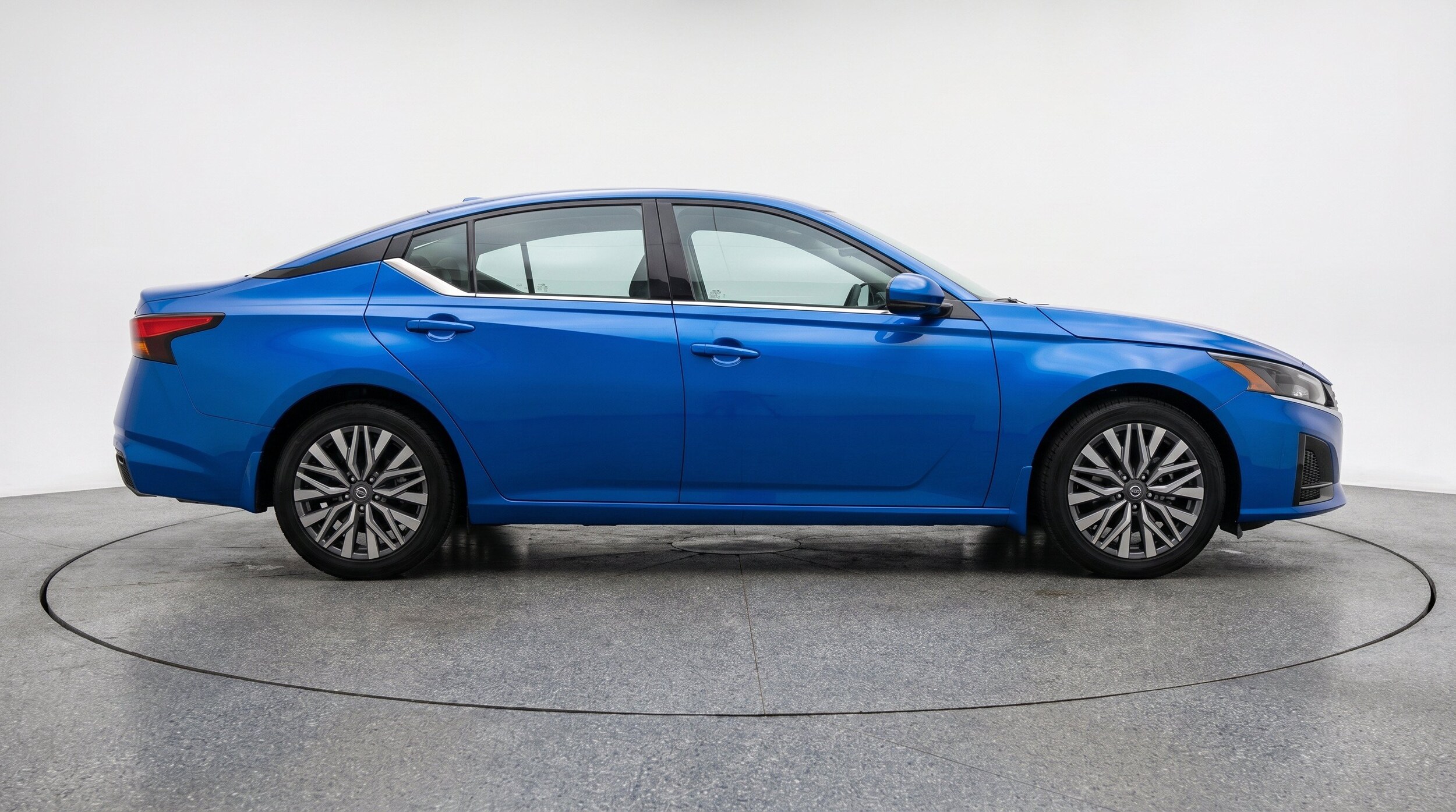 Thumbnail: 2025 Nissan Altima - 11