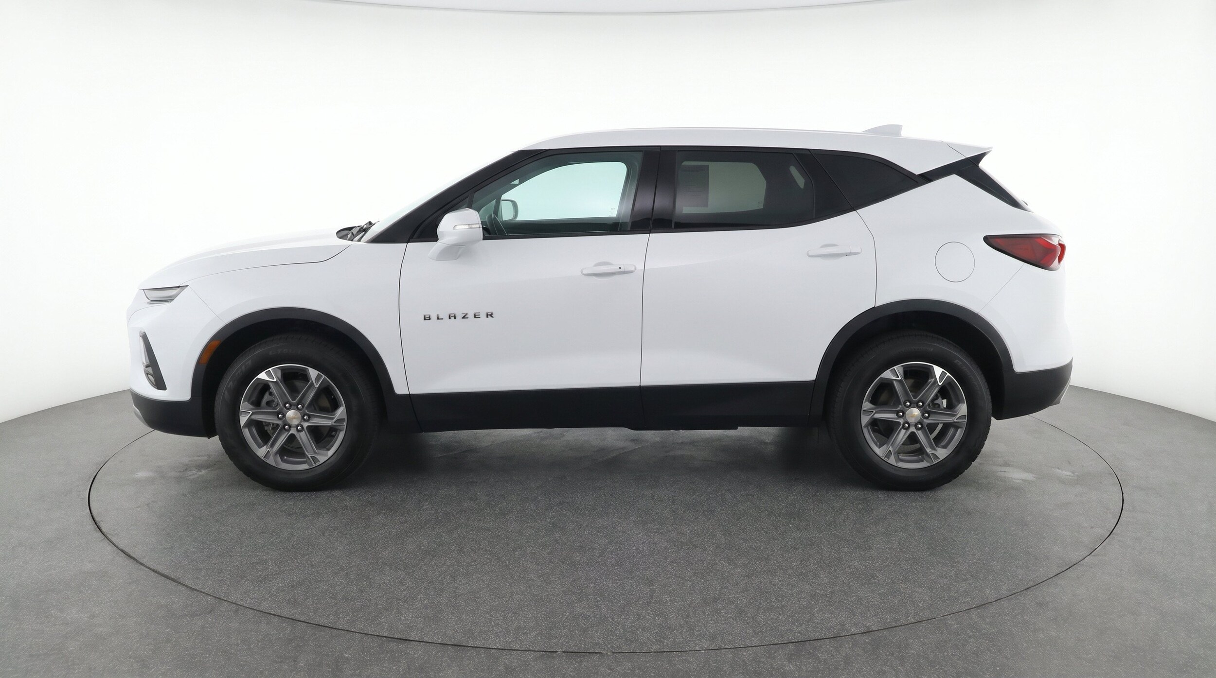 Thumbnail: 2025 Chevrolet Blazer - 5