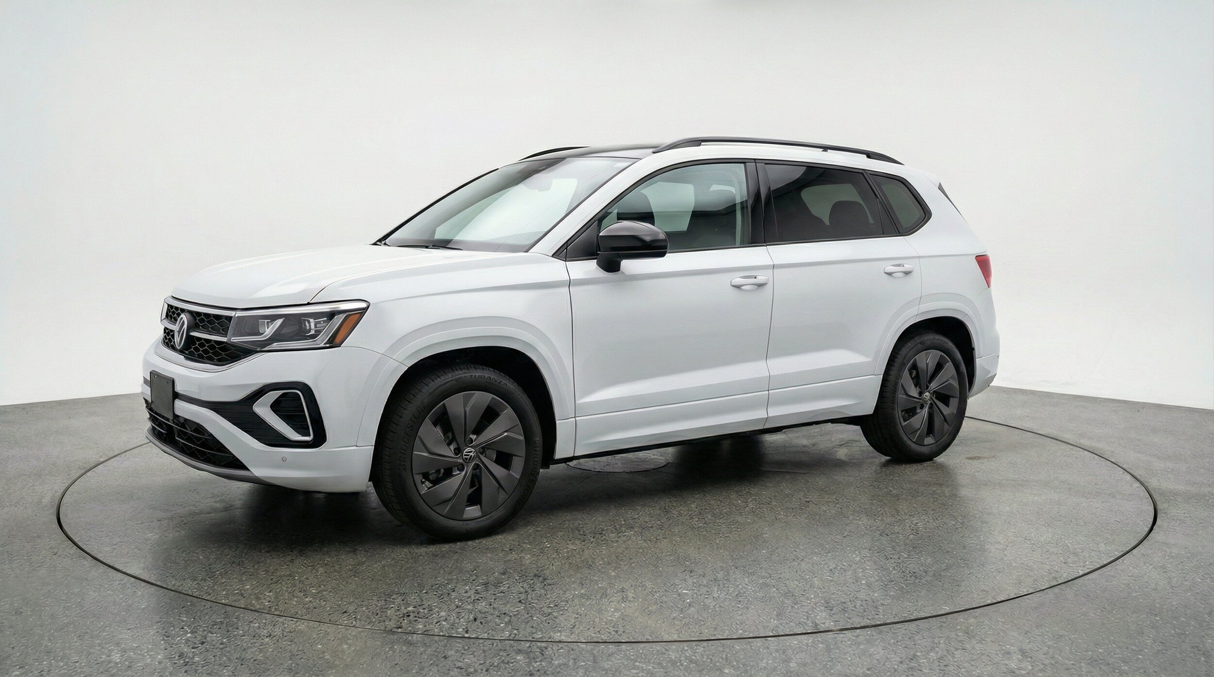 Thumbnail: 2026 Volkswagen Taos - 3