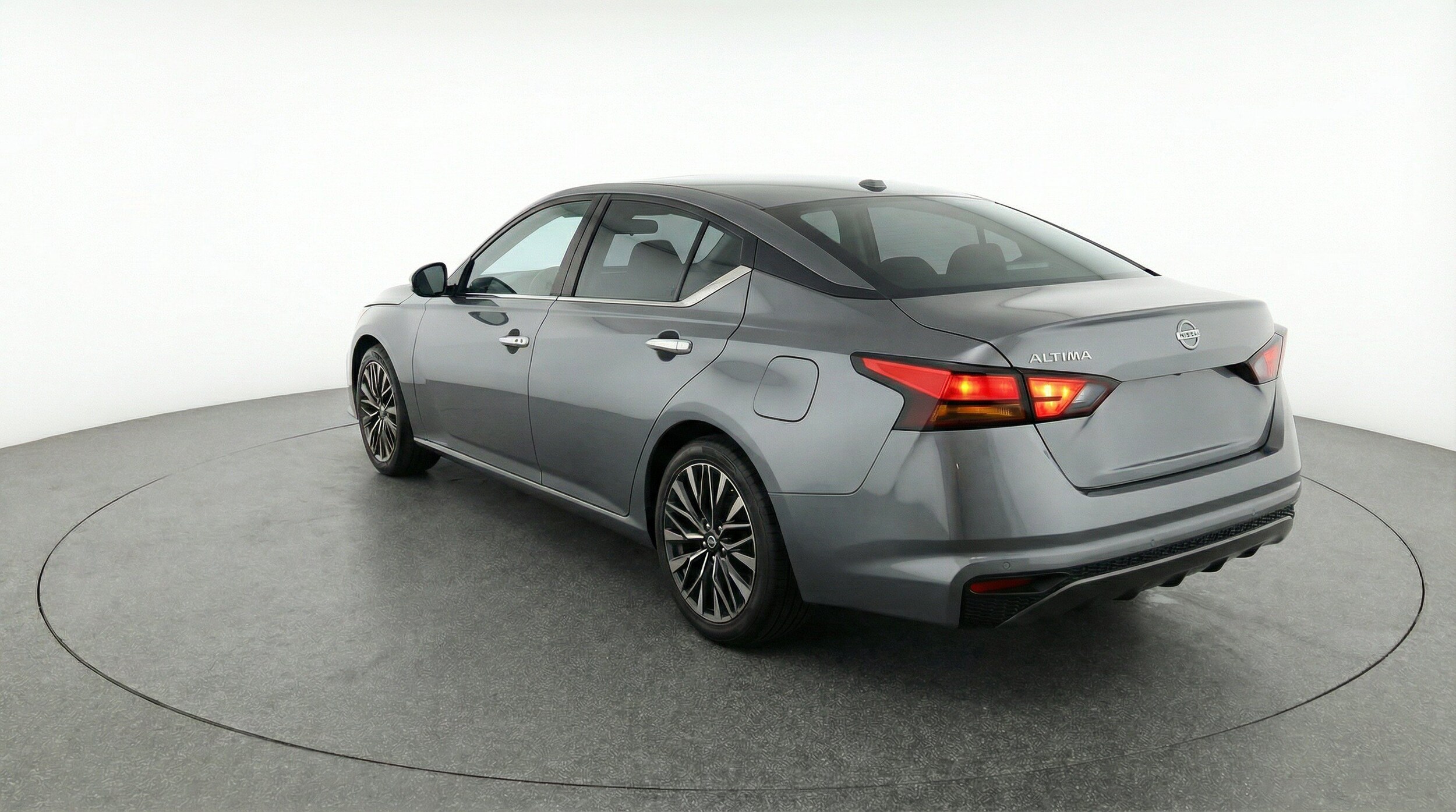 Thumbnail: 2025 Nissan Altima - 6