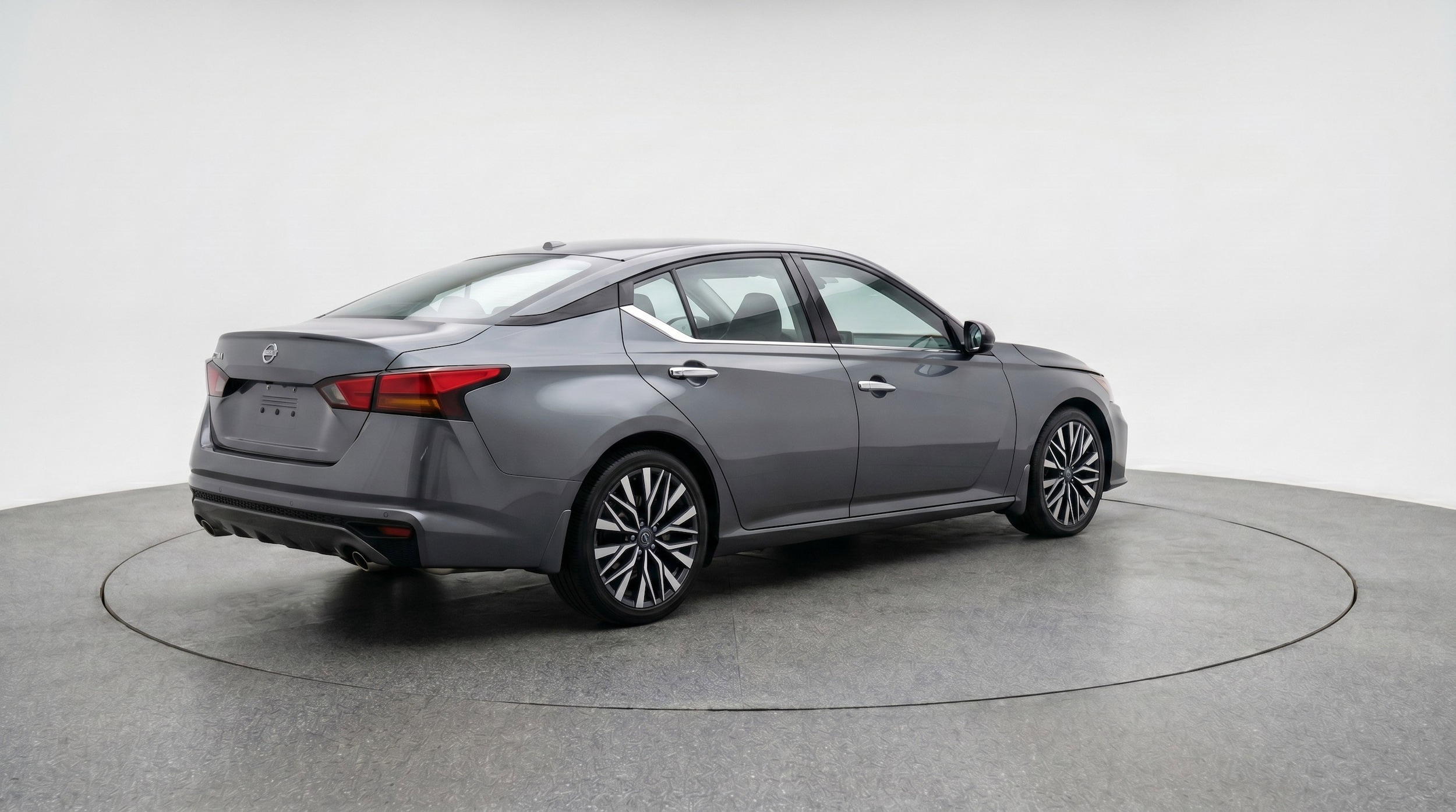 Thumbnail: 2025 Nissan Altima - 9