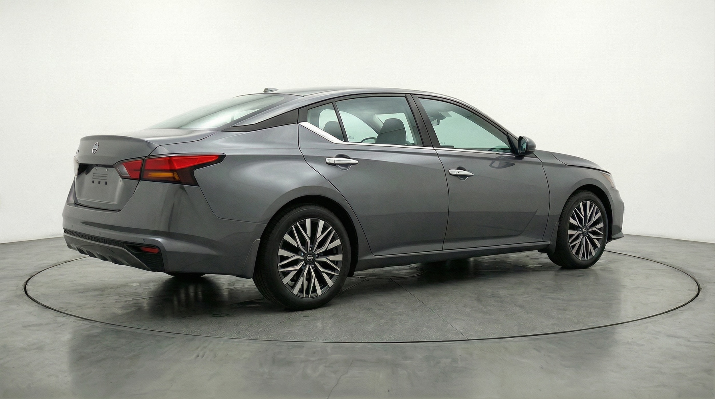 Thumbnail: 2025 Nissan Altima - 7