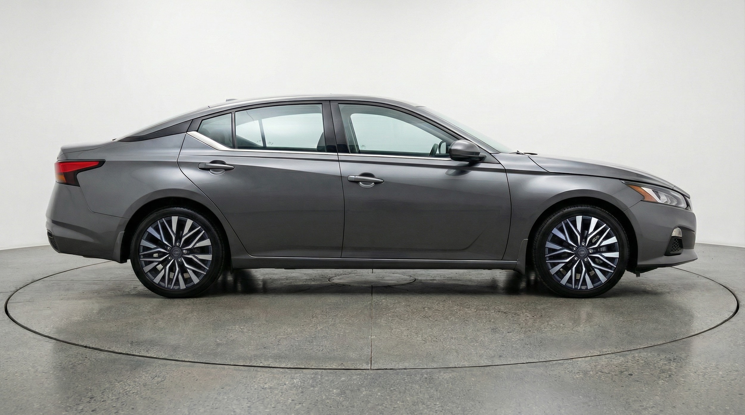 Thumbnail: 2025 Nissan Altima - 8