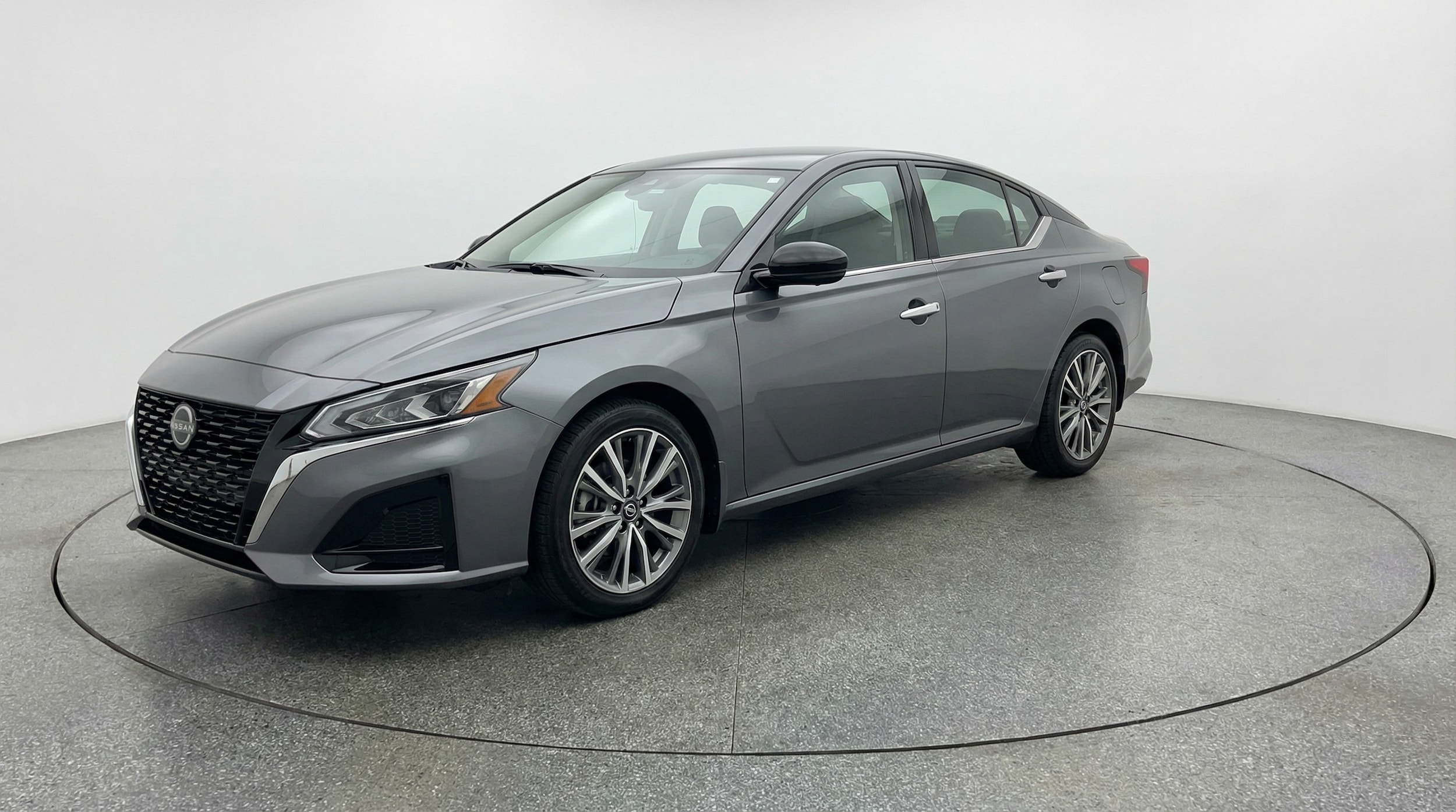 Thumbnail: 2025 Nissan Altima - 3