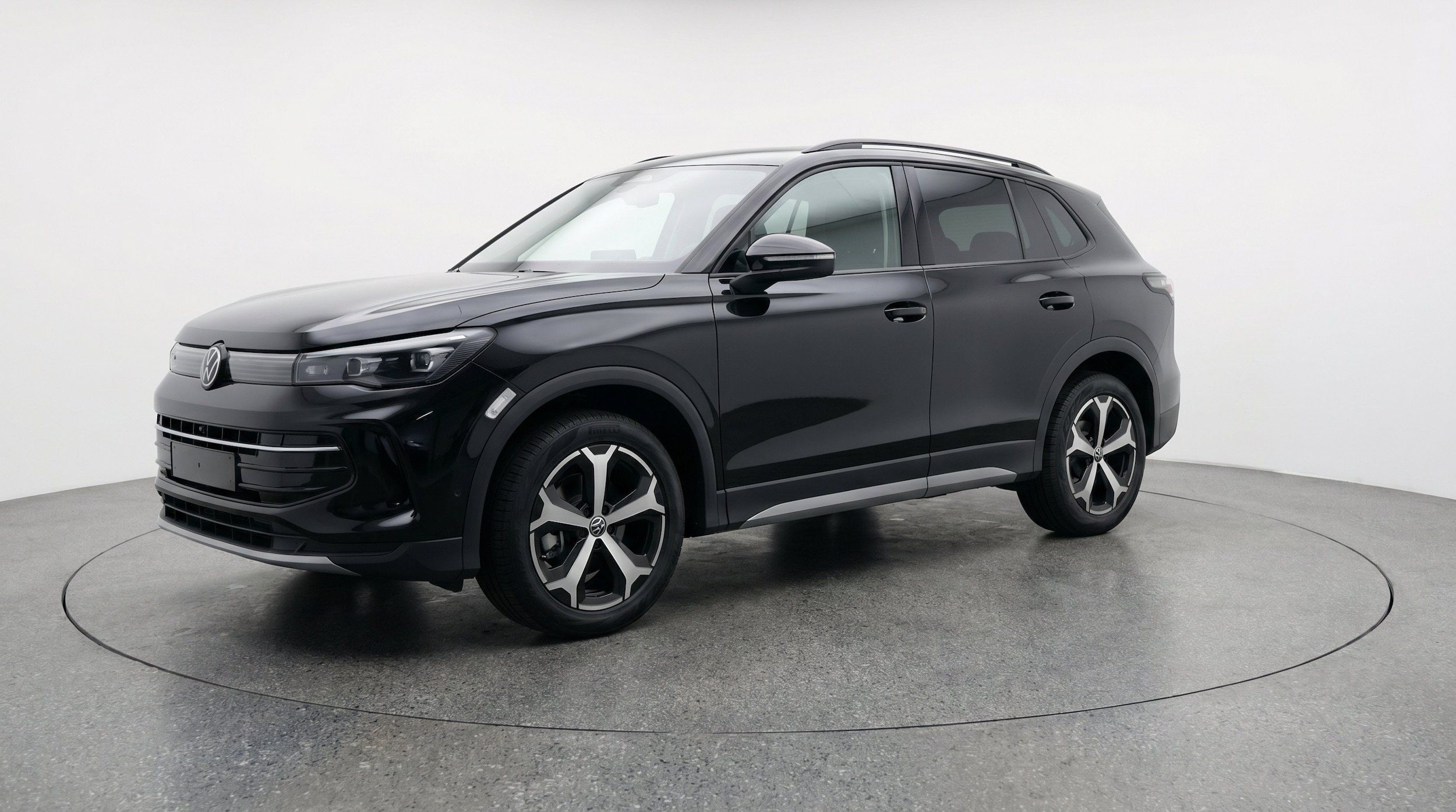Thumbnail: 2026 Volkswagen Tiguan - 3