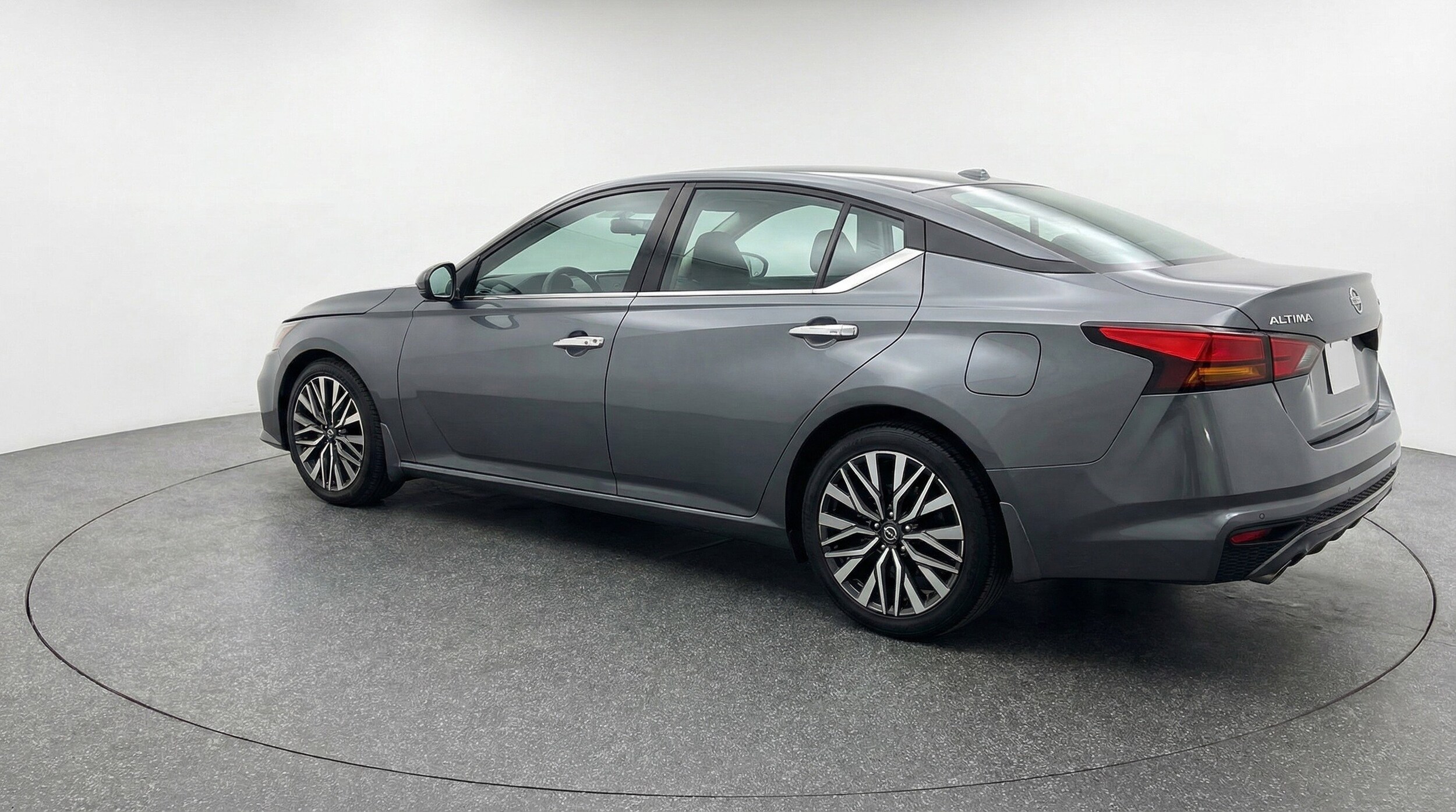 Thumbnail: 2025 Nissan Altima - 6