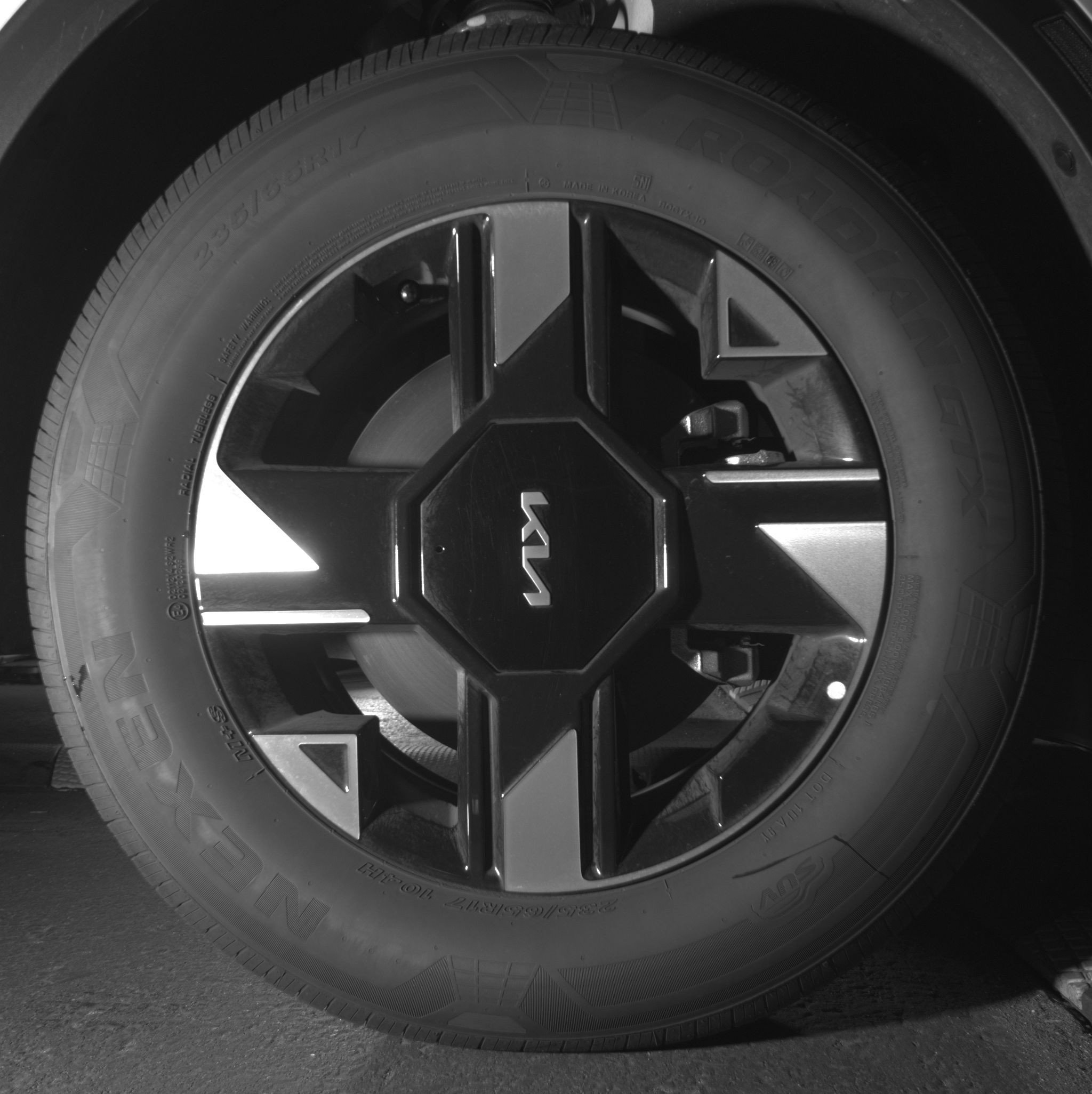 Thumbnail: 2026 Kia Sportage - 13