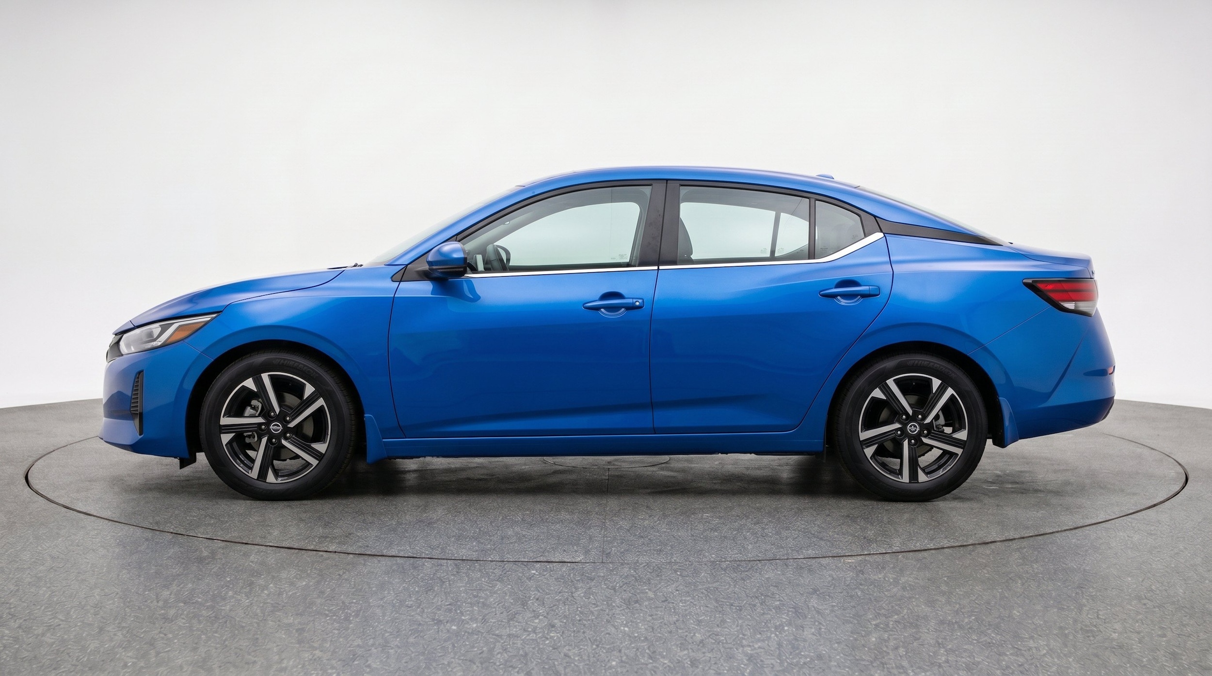 Thumbnail: 2025 Nissan Sentra - 5