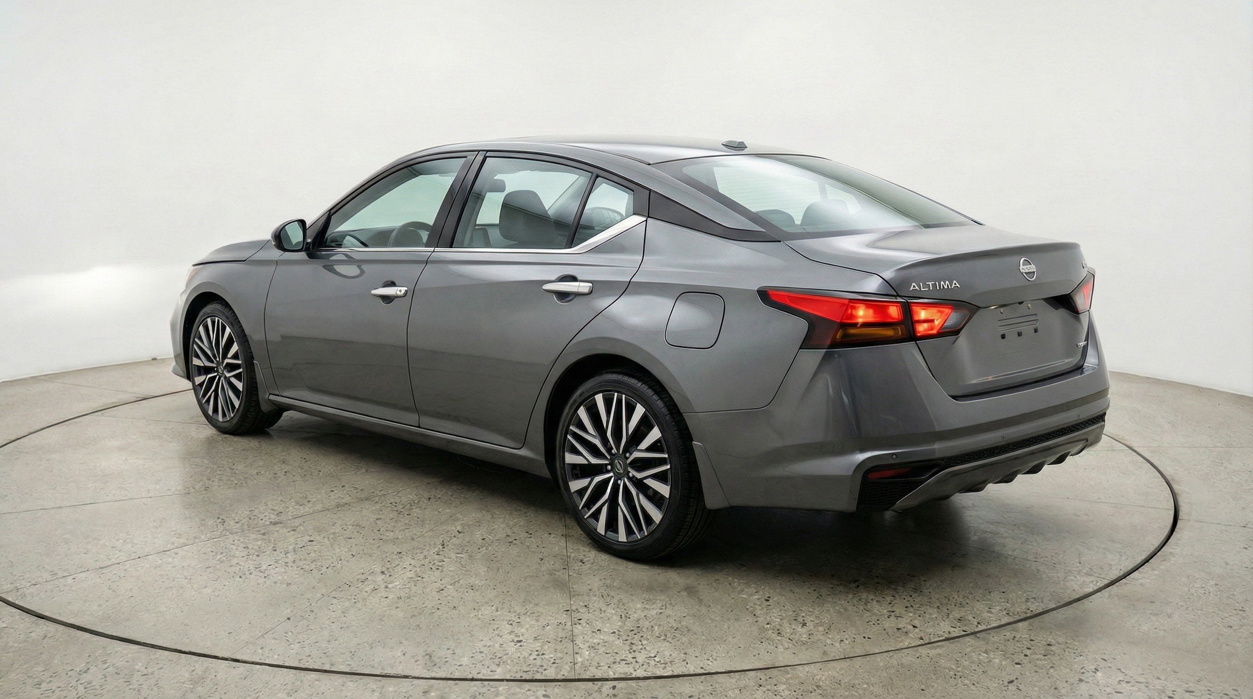 Thumbnail: 2025 Nissan Altima - 6