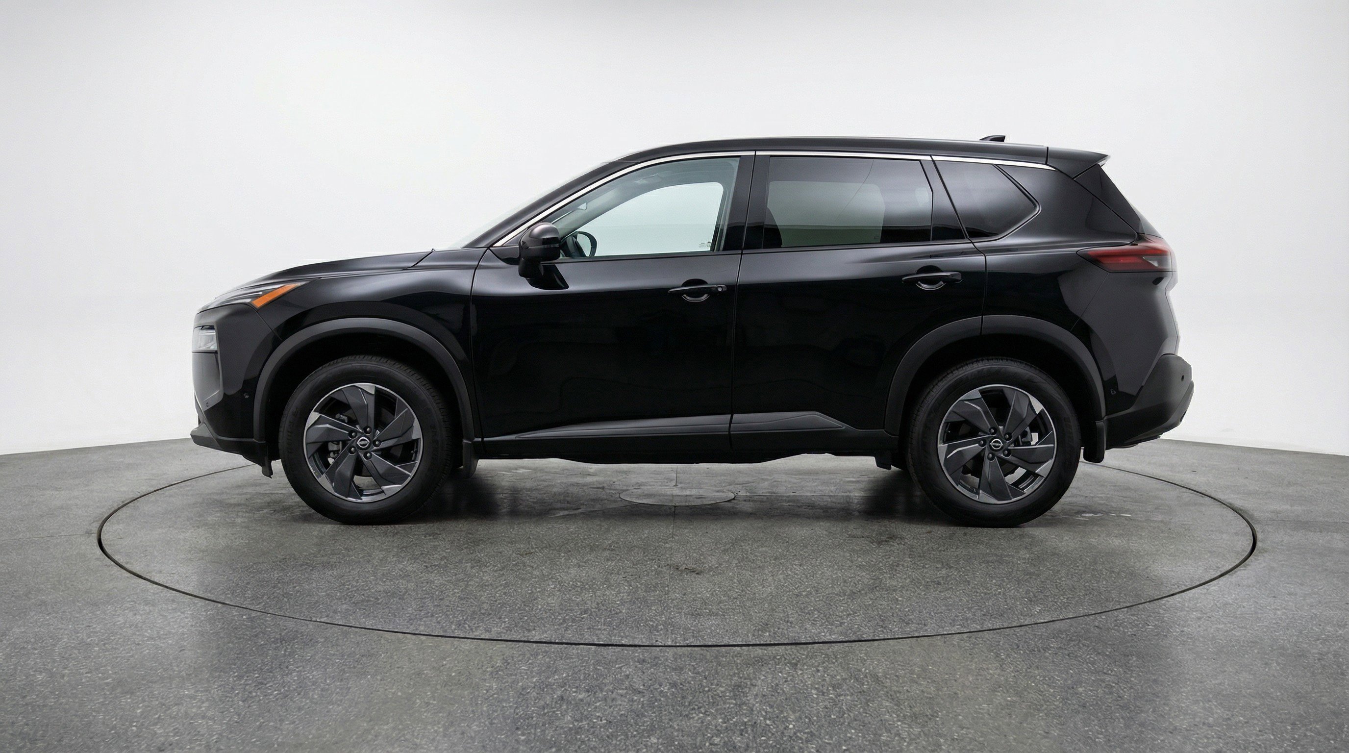 Thumbnail: 2025 Nissan Rogue - 5