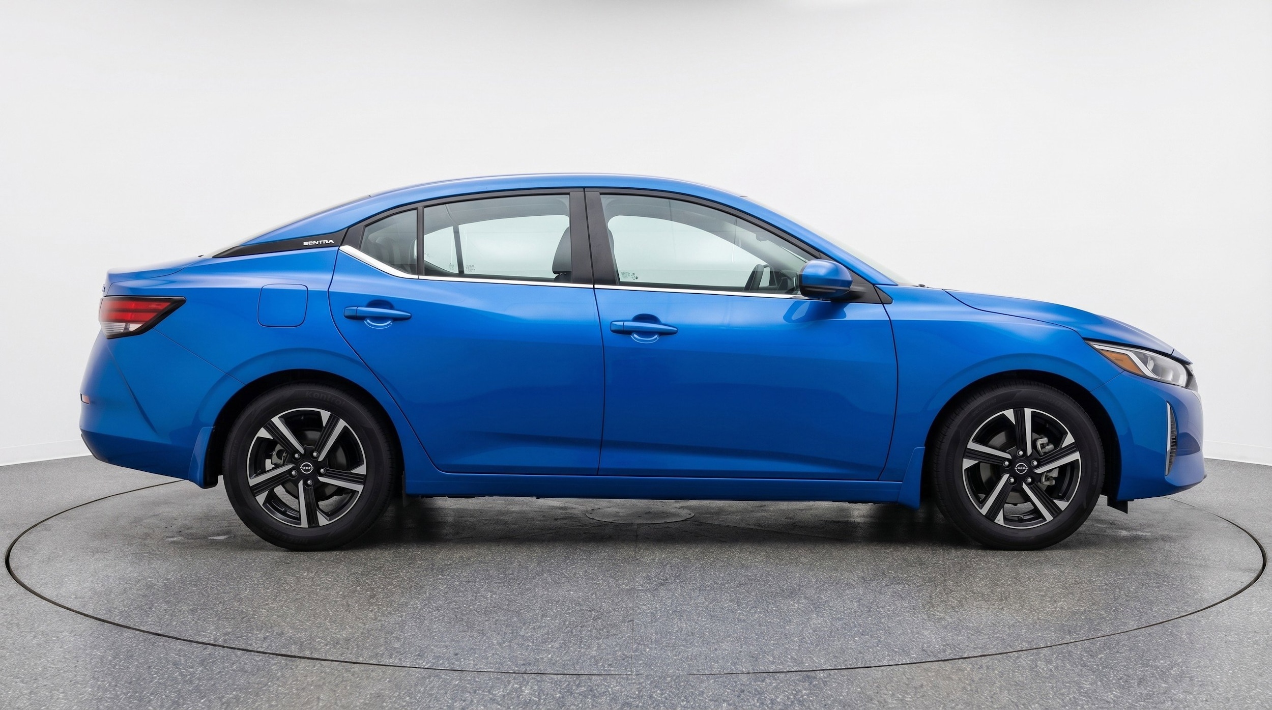 Thumbnail: 2025 Nissan Sentra - 11