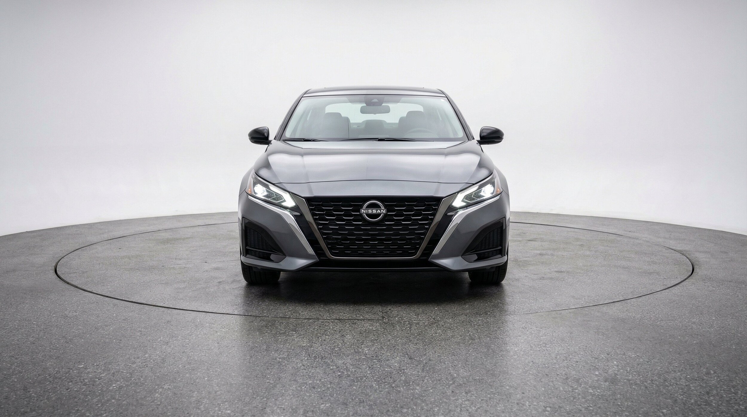 Thumbnail: 2025 Nissan Altima - 2