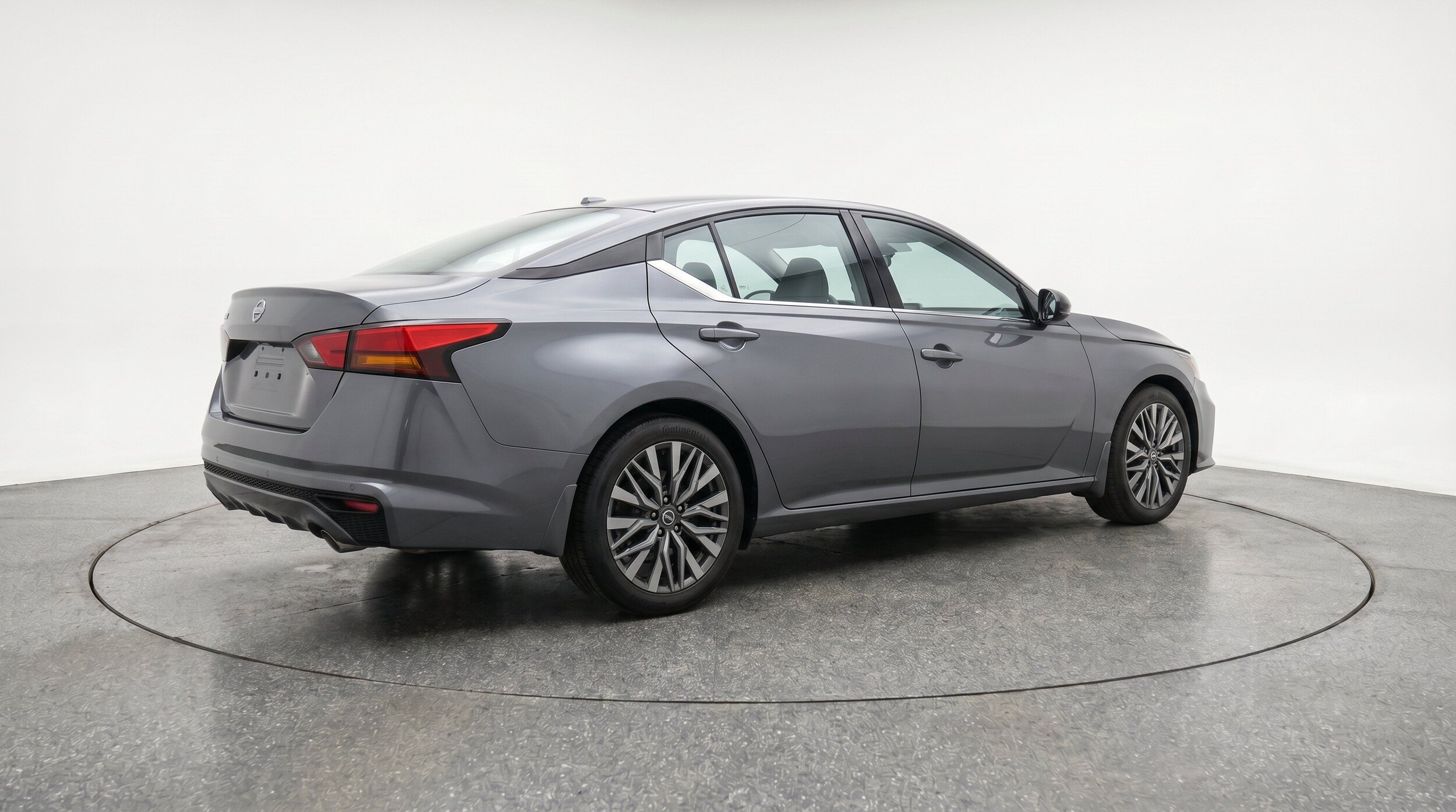 Thumbnail: 2025 Nissan Altima - 9