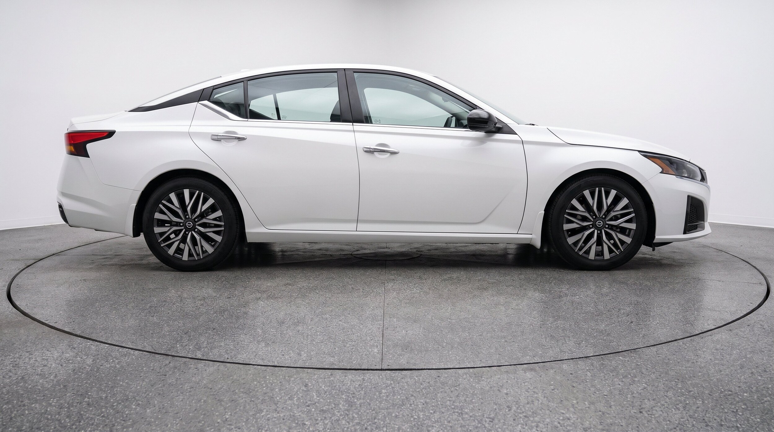 Thumbnail: 2025 Nissan Altima - 11