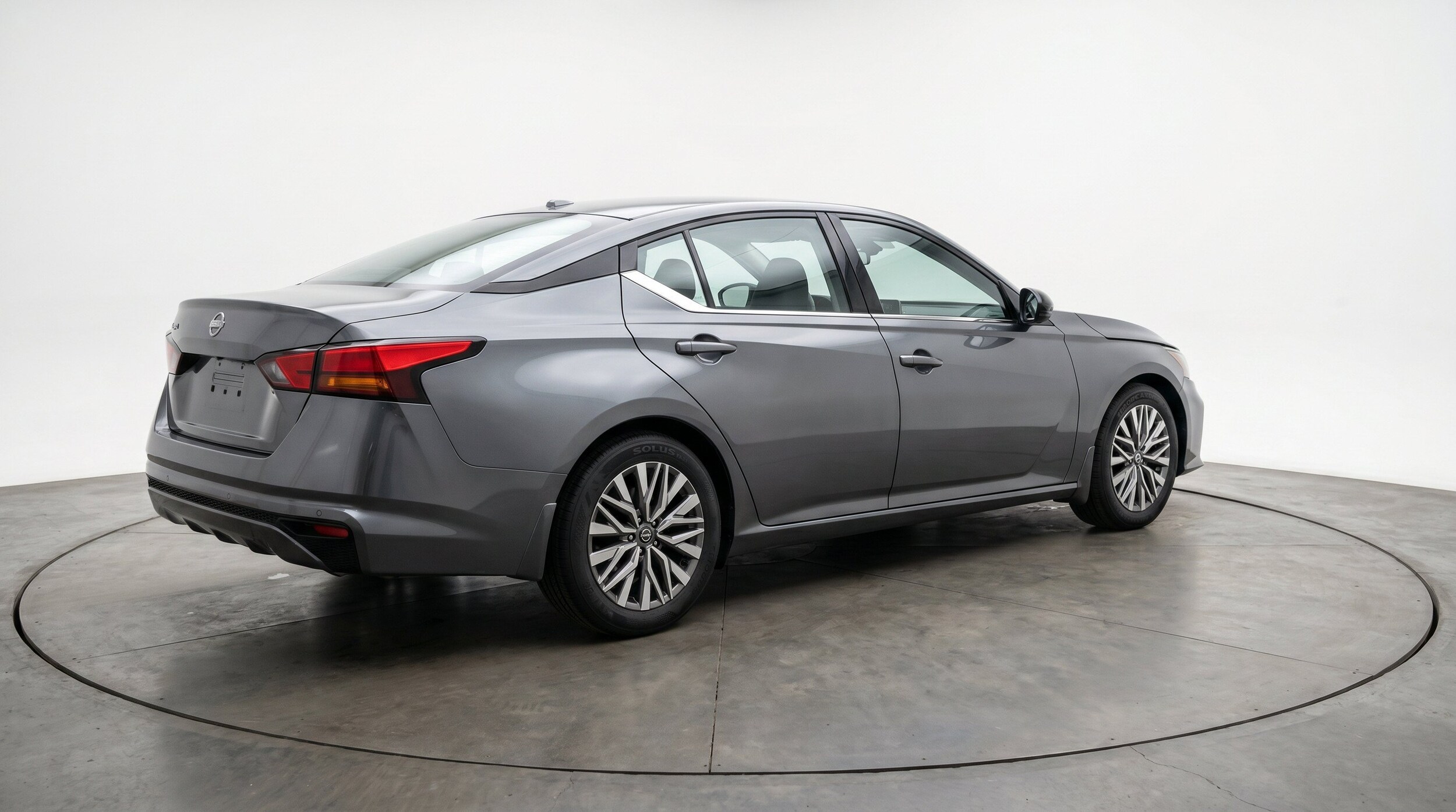 Thumbnail: 2025 Nissan Altima - 9