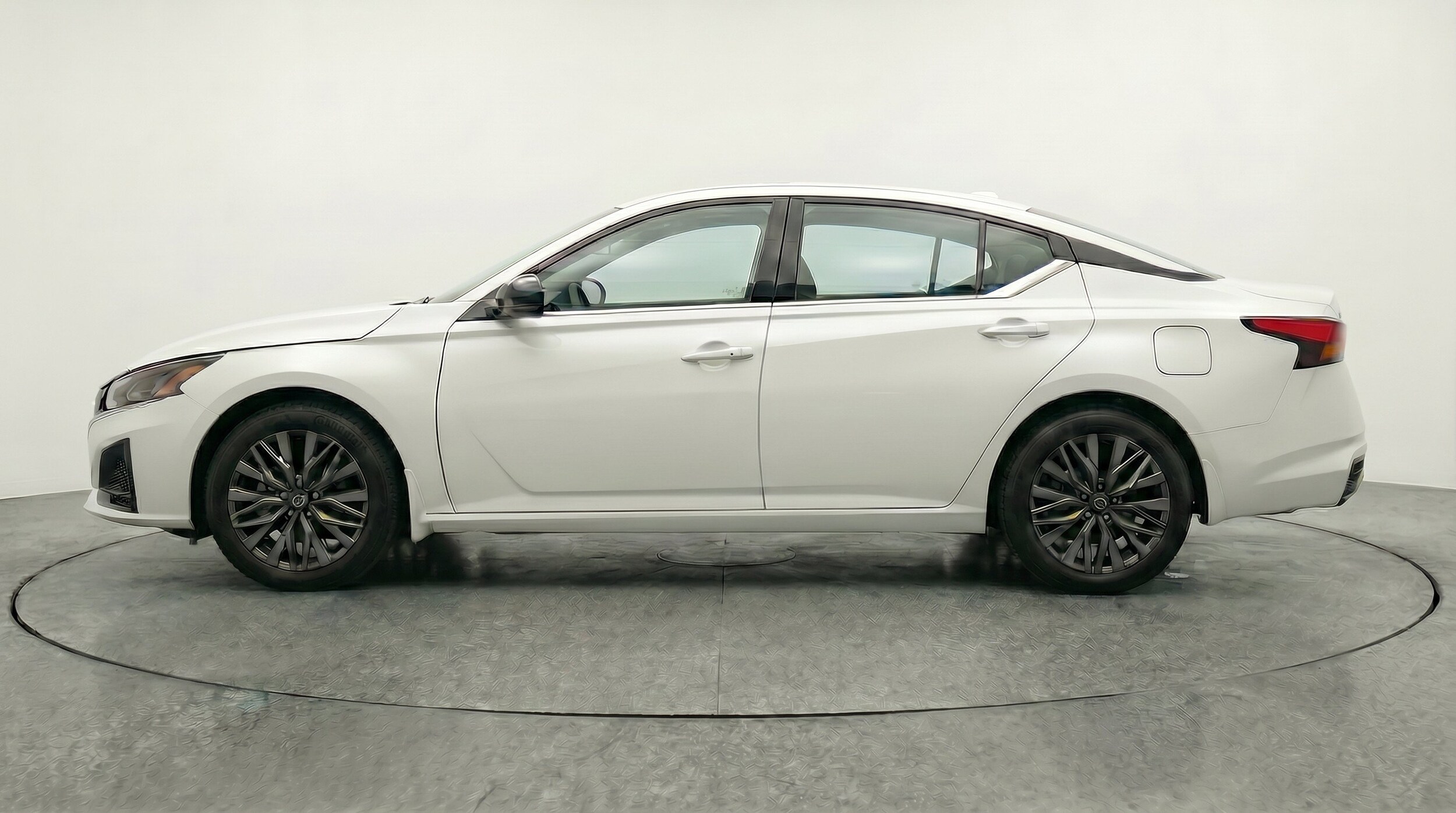 Thumbnail: 2026 Nissan Altima - 5