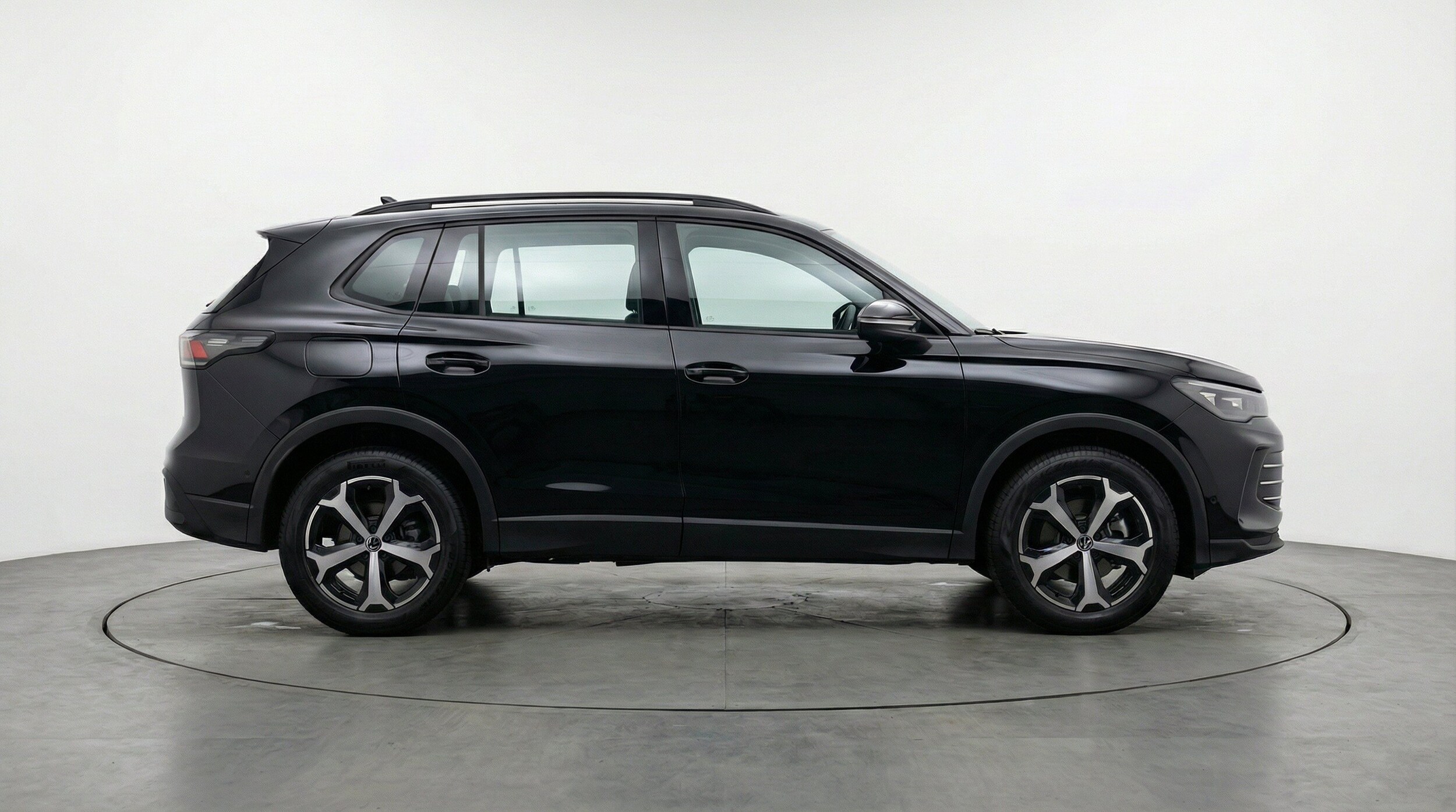 Thumbnail: 2026 Volkswagen Tiguan - 11